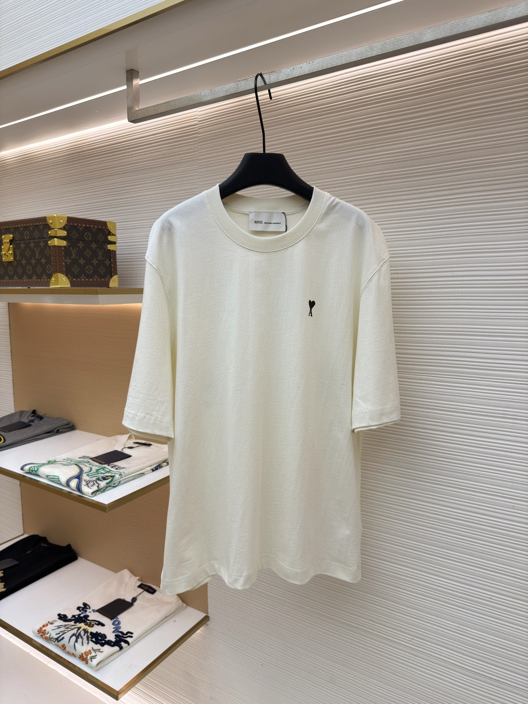 AMIPARIS Ami 爱心文字印花圆领短袖 T恤 夏季 米白色 A0 UTS387726