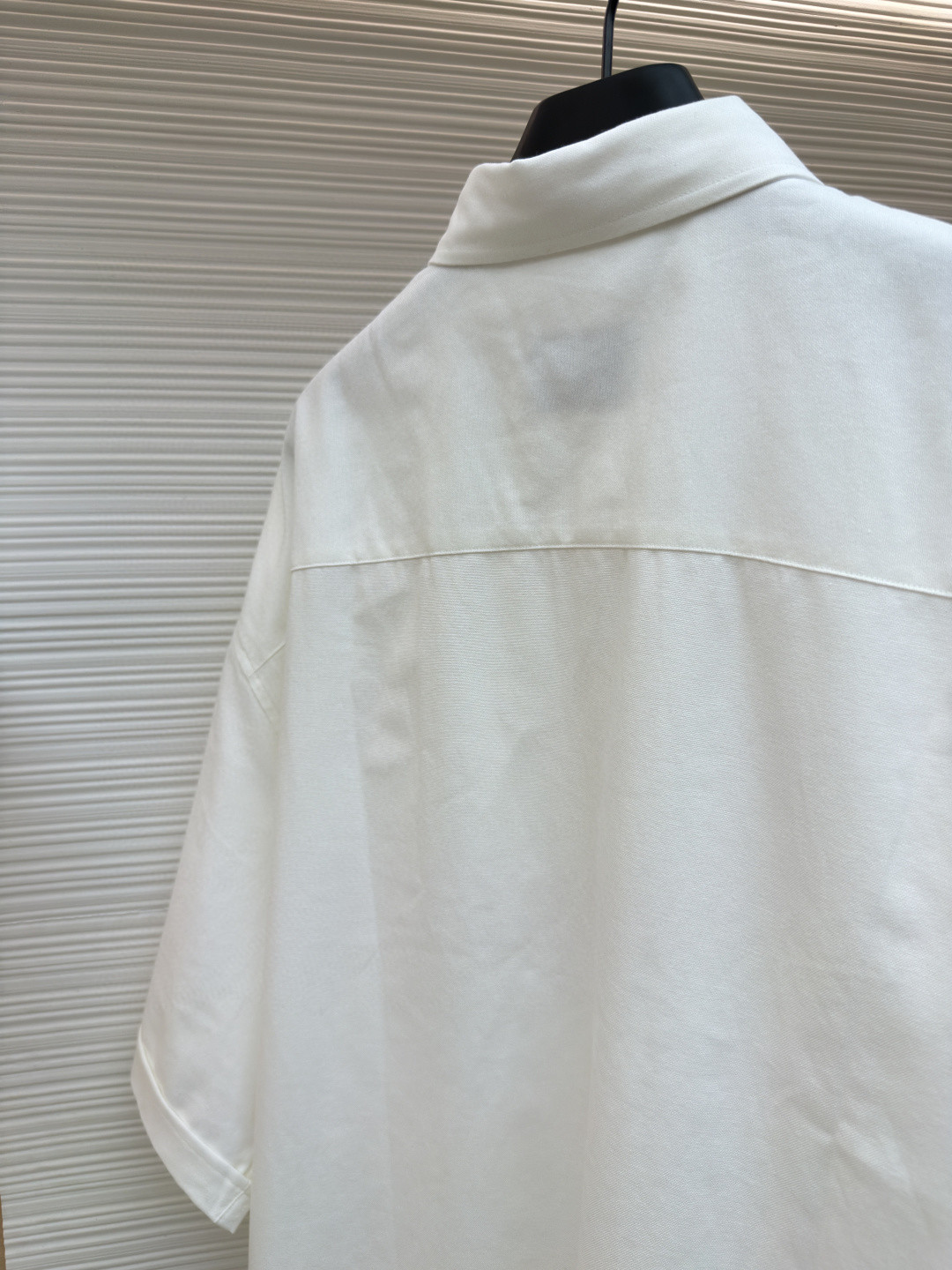 AMIPARIS Ami 爱心刺绣短袖衬衫 外套 夏季 白色 蓝色 A5 HSH230CO0031-168