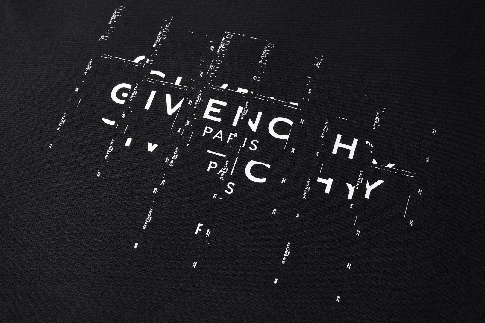Givenchy 纪梵希 断层印花标识圆领短袖 T恤  夏款 男女同款 黑色 A0 BM71NK3YU9-001