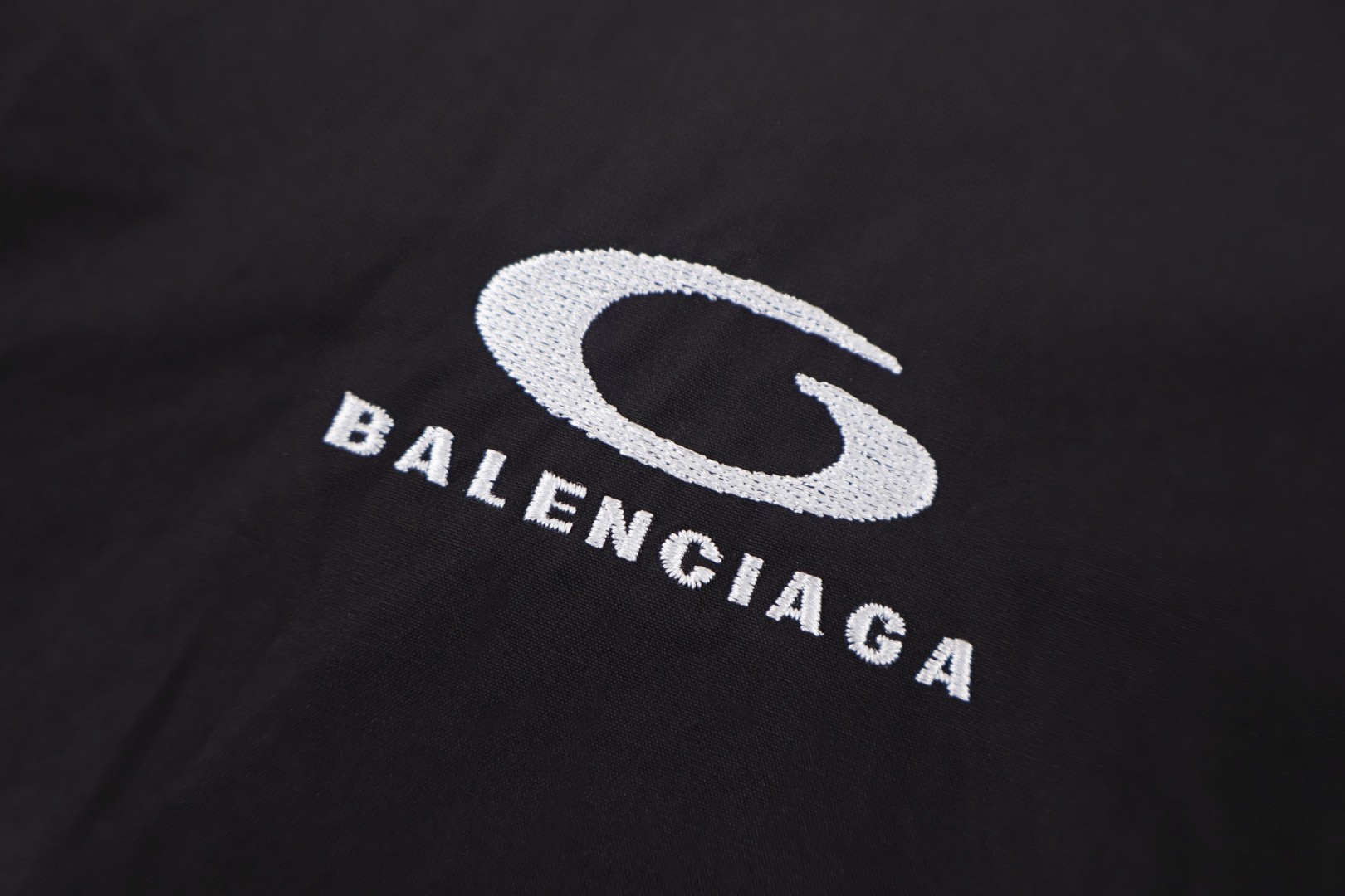 Balenciaga 巴黎世家 NBA 联名款半袖衬衫 棒球衫 夏季 黑色 B0 864831TRM281000
