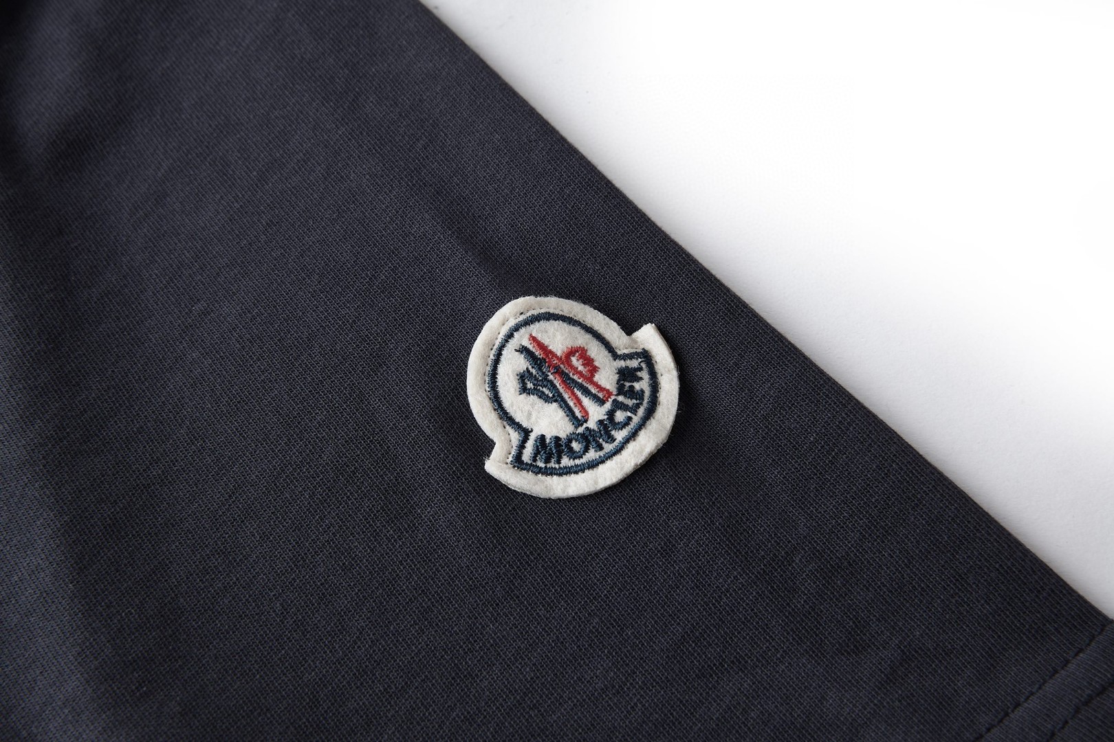 Moncler 蒙口 针织领口标识圆领短袖 T恤 夏季 海军蓝 A0 K20918C0002289AJS742