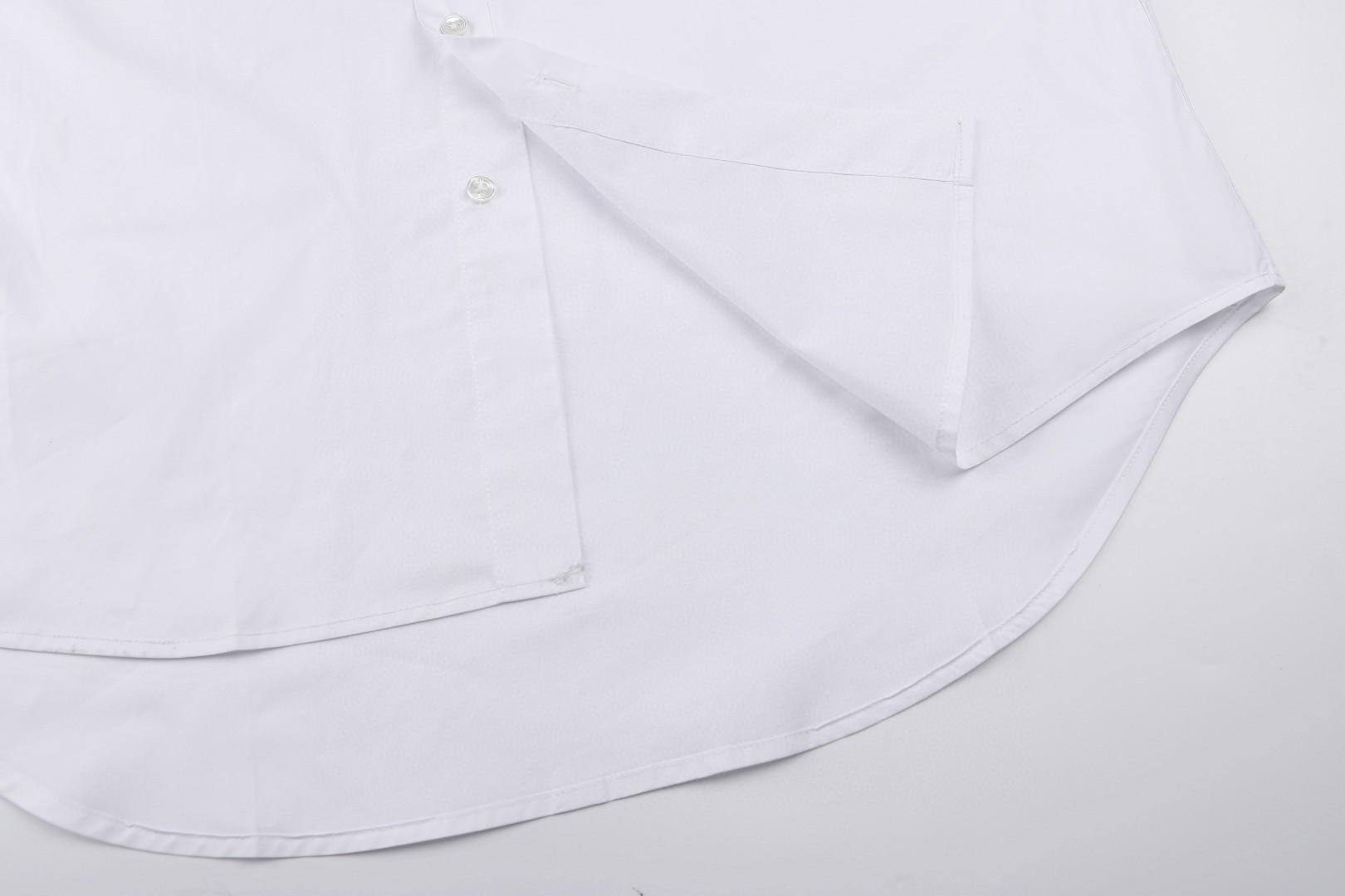 DIOR 迪奥 四叶草刺绣标识短袖衬衫 外套 夏季 白色 海军蓝 A7 683C570A1581-C086
