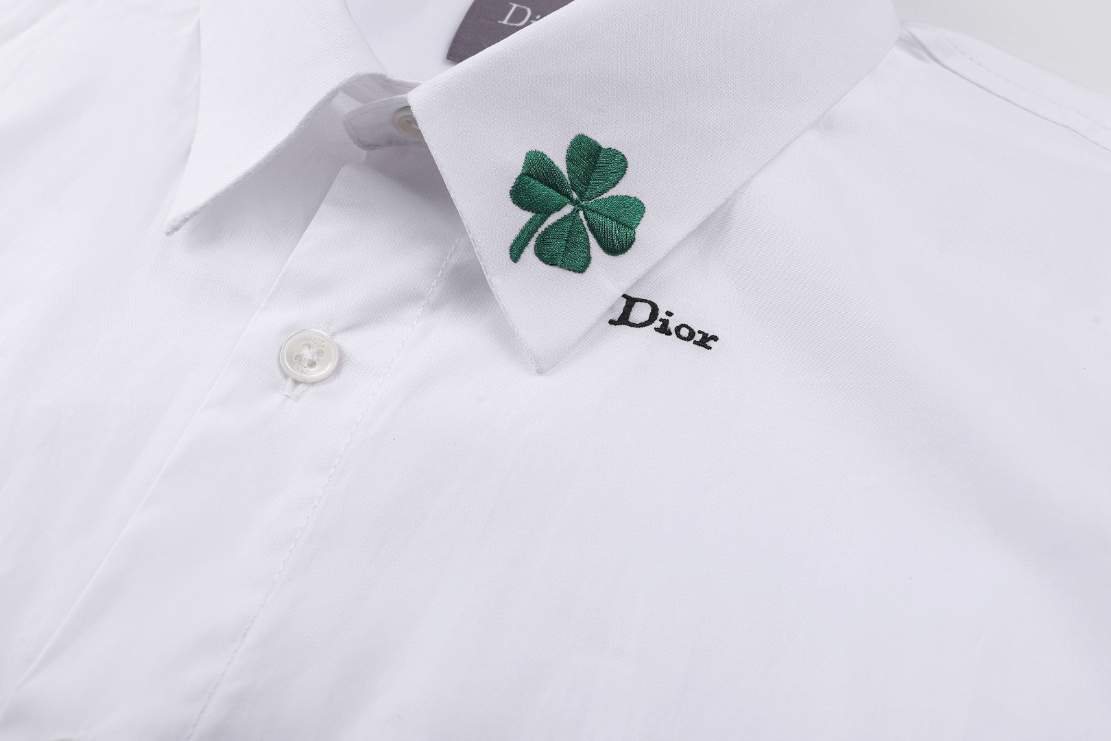 DIOR 迪奥 四叶草刺绣标识短袖衬衫 外套 夏季 白色 海军蓝 A7 683C570A1581-C086