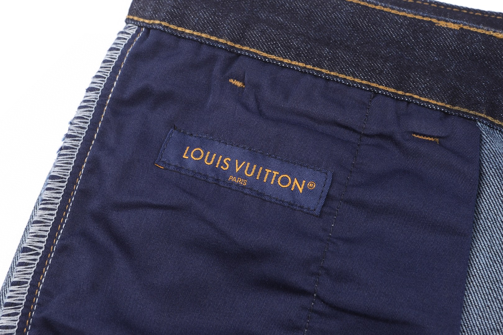 LOUIS VUITTON 路易威登 LV 皮标牛仔短裤 休闲裤 裤子 五分裤 深蓝色 B0 1AK6RO