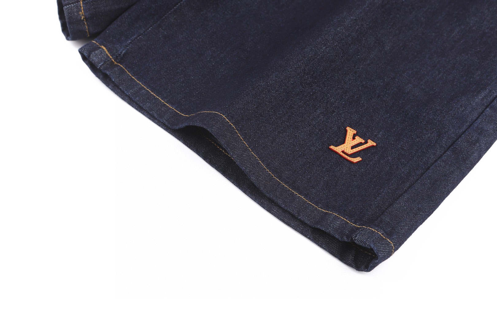 LOUIS VUITTON 路易威登 LV 皮标牛仔短裤 休闲裤 裤子 五分裤 深蓝色 B0 1AK6RO
