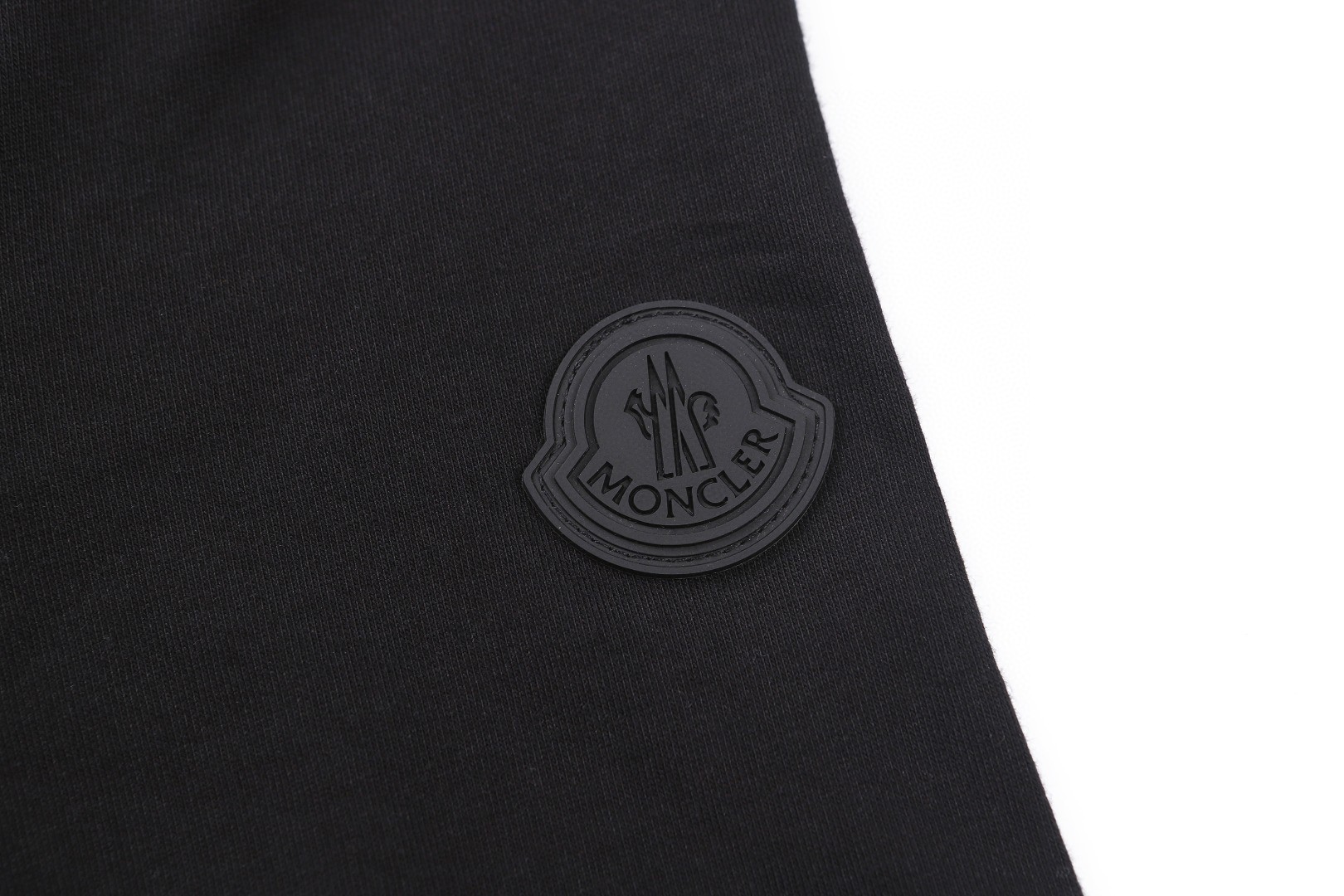 Moncler 蒙口 重影标识logo圆领短袖 T恤 夏季 米色 黑色 A0 L10918C0000789AYW216