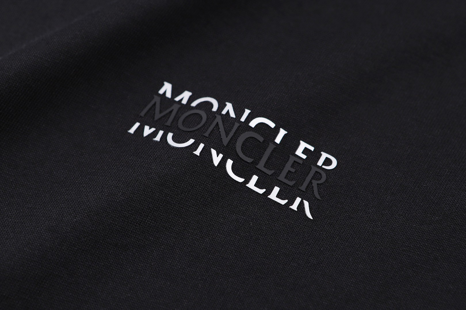 Moncler 蒙口 重影标识logo圆领短袖 T恤 夏季 米色 黑色 A0 L10918C0000789AYW216