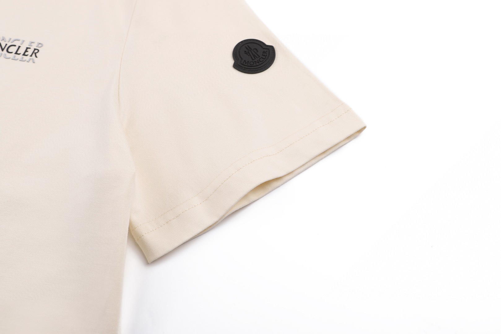 Moncler 蒙口 重影标识logo圆领短袖 T恤 夏季 米色 黑色 A0 L10918C0000789AYW216