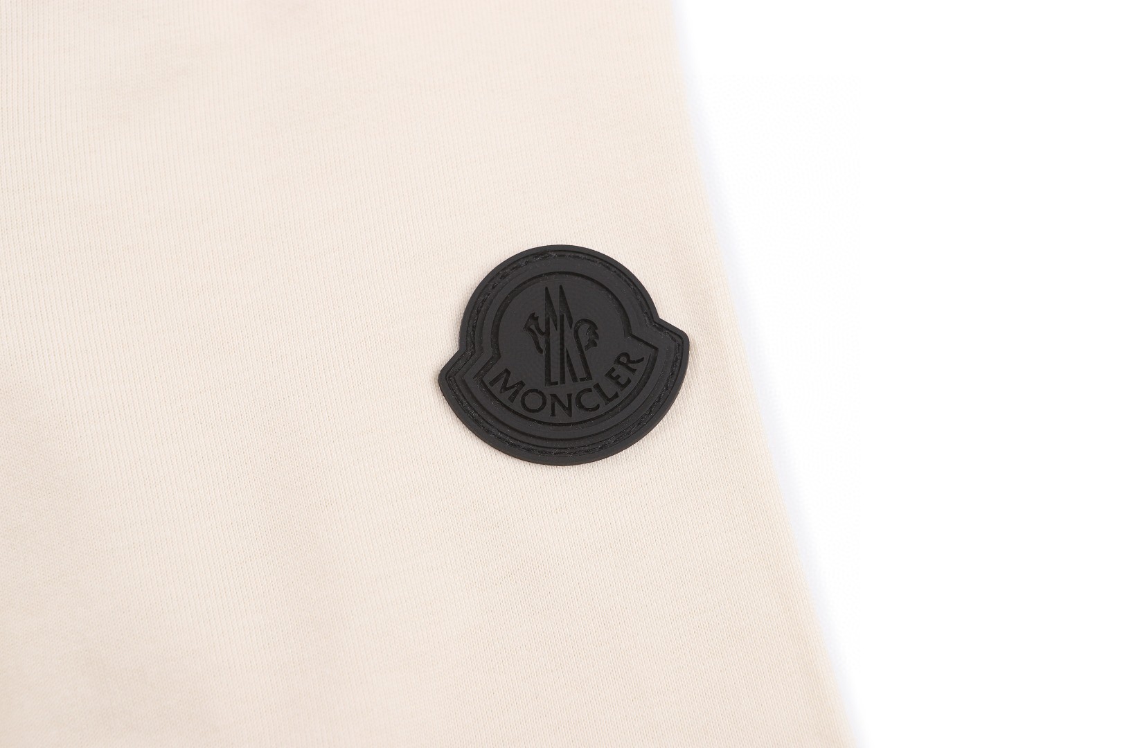 Moncler 蒙口 重影标识logo圆领短袖 T恤 夏季 米色 黑色 A0 L10918C0000789AYW216