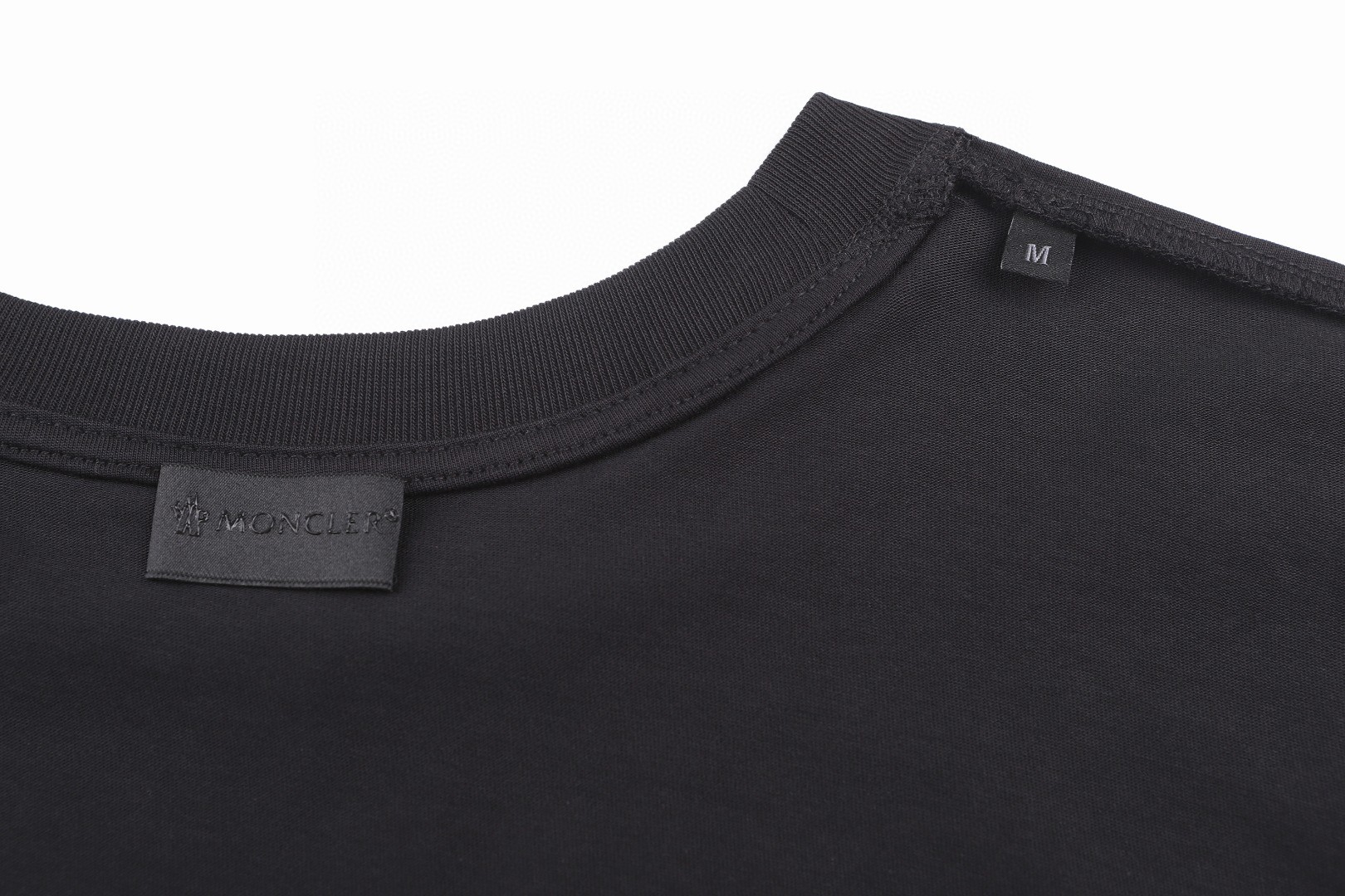 Moncler 蒙口 logo标识圆领短袖 T恤 夏季 黑色 棕色 A0 L10918C0002089AYW999