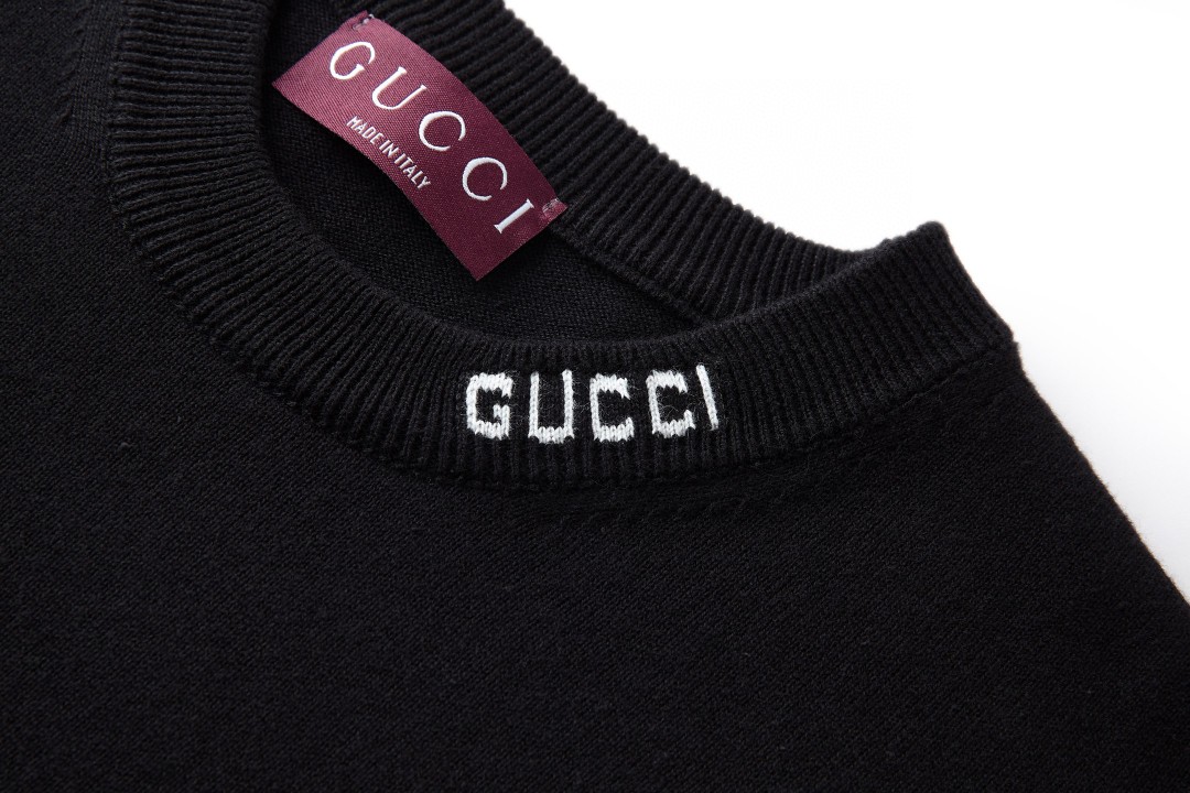 GUCCI 古驰 领口提花标识针织衫 短袖 T恤 米色 黑色 藏蓝色 灰色 A7 787736XKD2A-9034