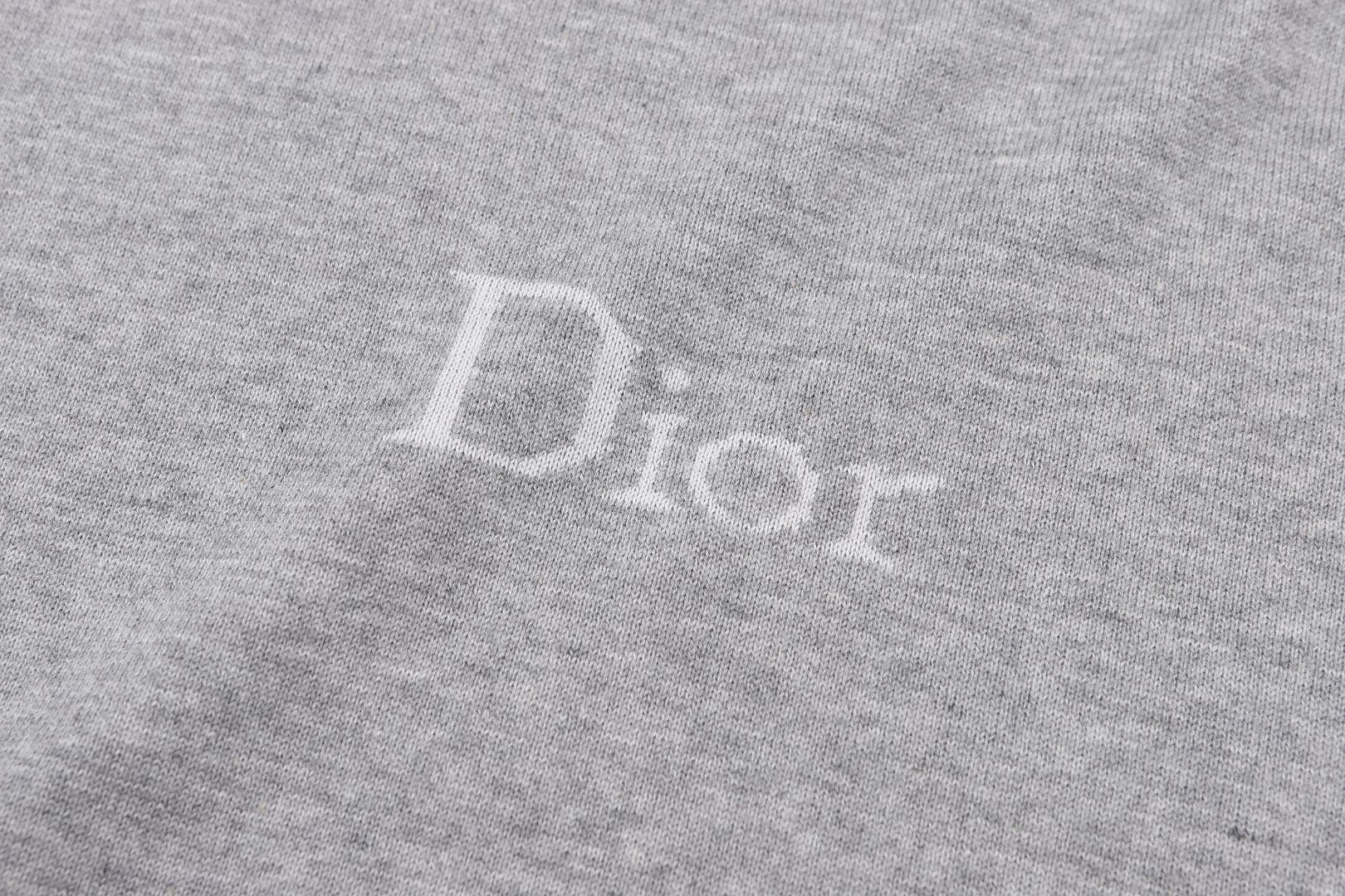 DIOR 迪奥 刺绣logo针织圆领短袖 针织衫 T恤 灰色 A7 693M604A7031-C880