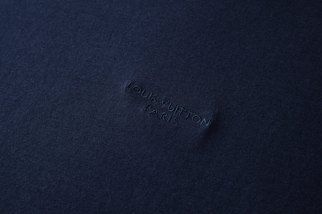 LOUIS VUITTON 路易威登 经典小标识刺绣圆领短袖 T恤 藏蓝色 A0 1AK7LI