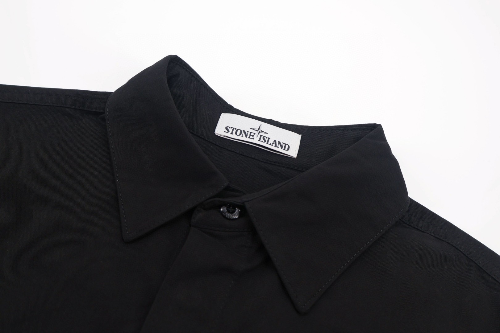STONE ISLAND 石头岛 徽章短袖衬衫 外套 黑色 B0 K2S151100007S0010-V0020