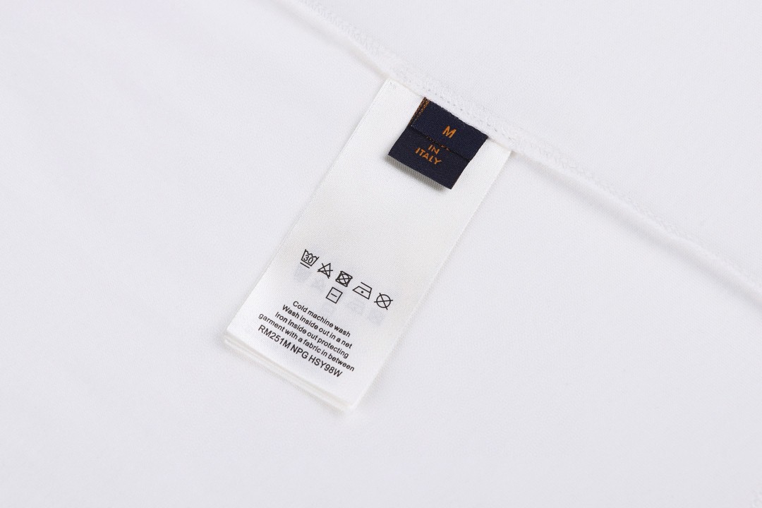 LOUIS VUITTON 路易威登 皮标圆领短袖 T恤 夏款 白色 A0 1AK7GN