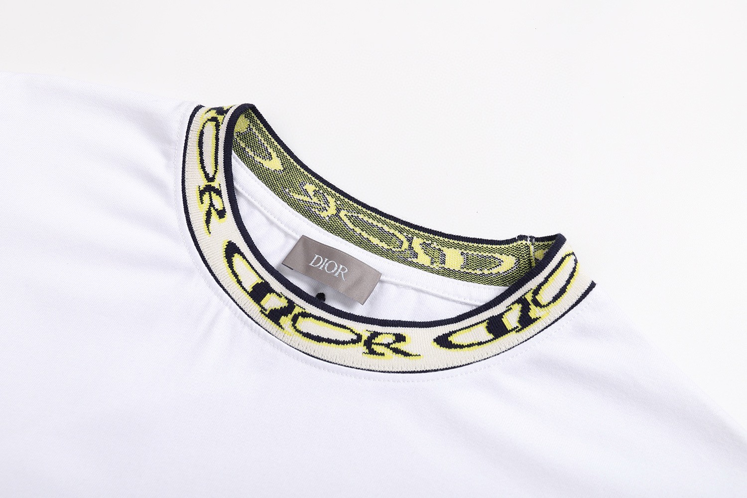 DIOR 迪奥 领口艺术字体罗纹圆领T恤 短袖 夏季 白色 A0 593J696C0554-C085