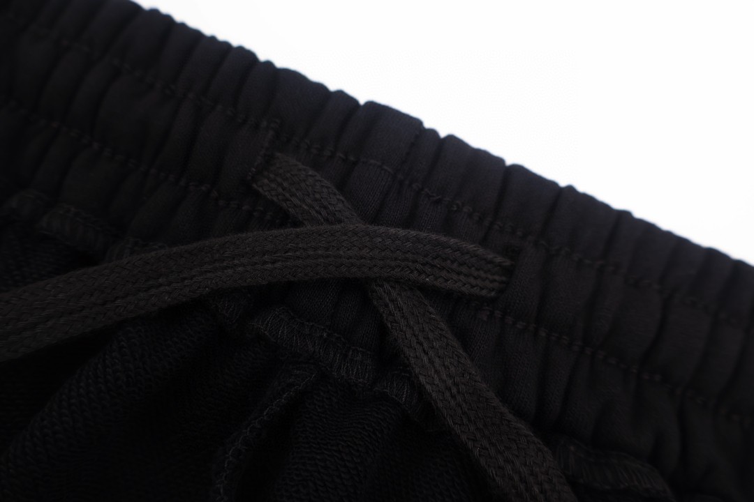 Balenciaga 巴黎世家 520标签松紧腰短裤 休闲裤 运动裤 裤子 夏季 黑色 A7 826385TUVN27082