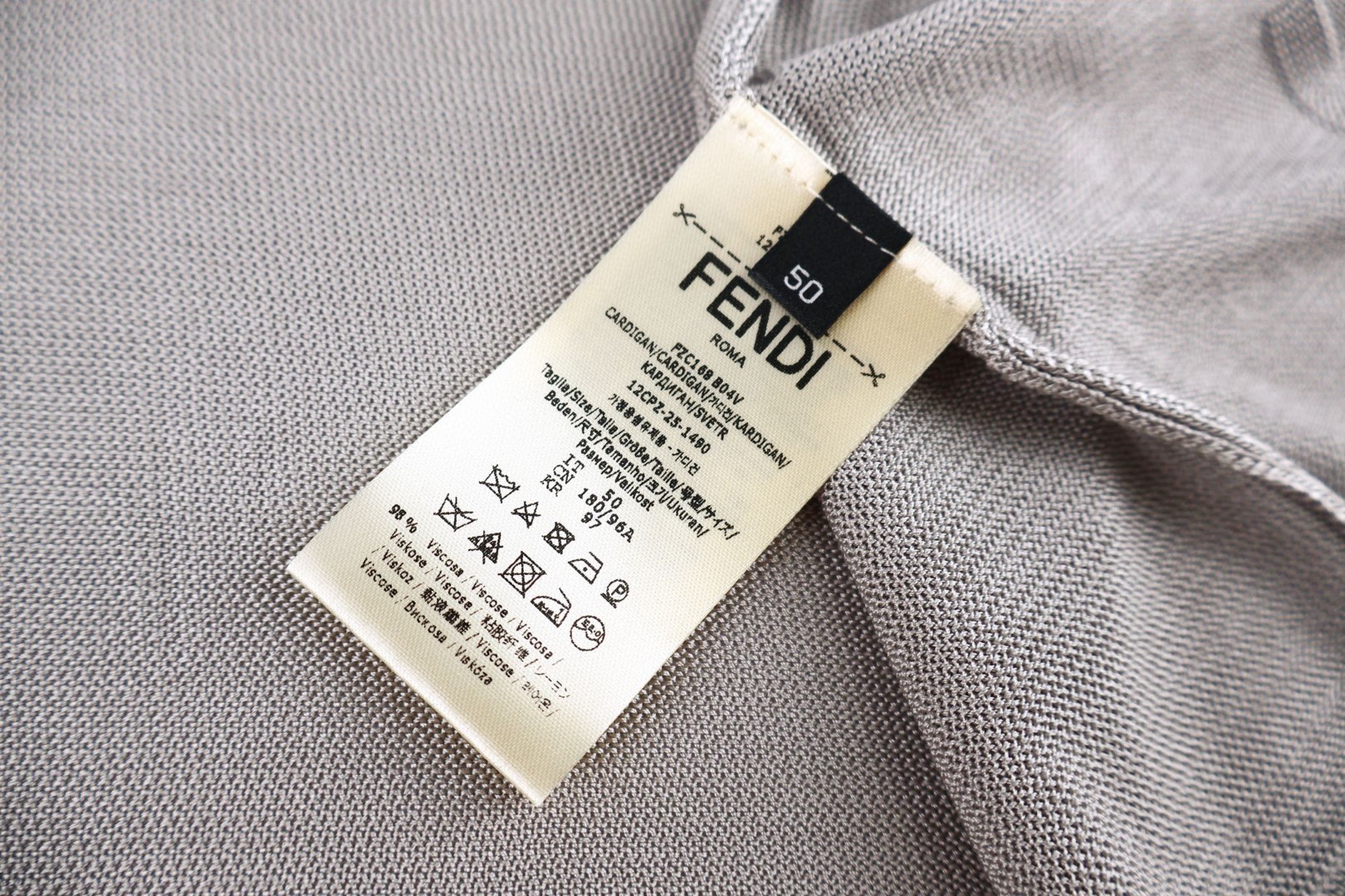 FENDI 芬迪 嵌花贴袋针织开衫 polo衫 短袖 上衣 夏款 灰色 B0 FZC168B04VF1WOH