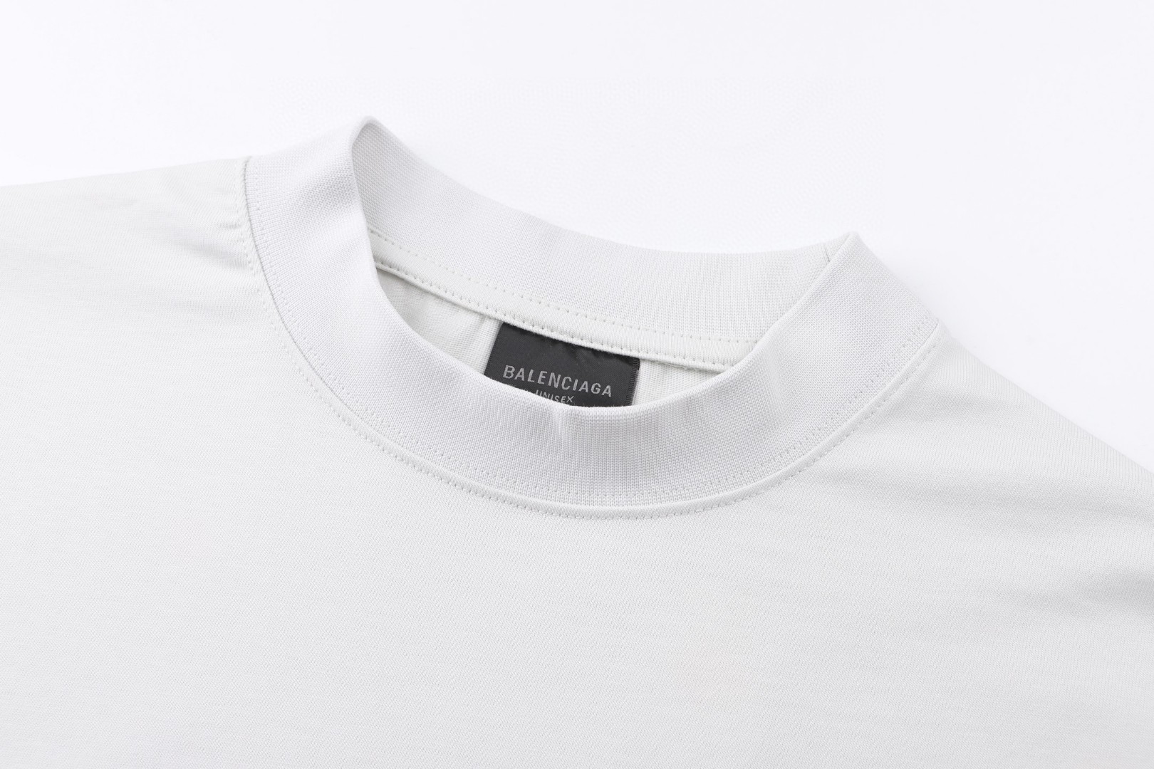 [Balenciaga 巴黎世家 字母裂纹印花圆领短袖 T恤 夏季 白色 A0 787349TRVM59012