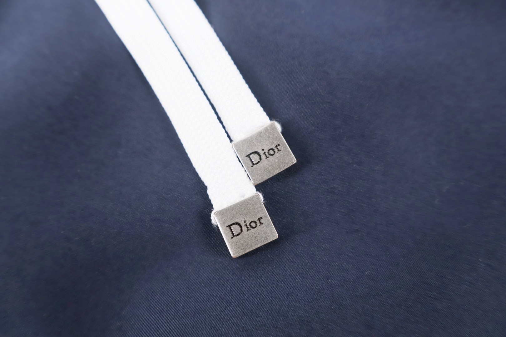 DIOR 迪奥 字母标识刺绣沙滩短裤 裤子 休闲裤 海军蓝 蓝色 B0 693B101A2256-C580
