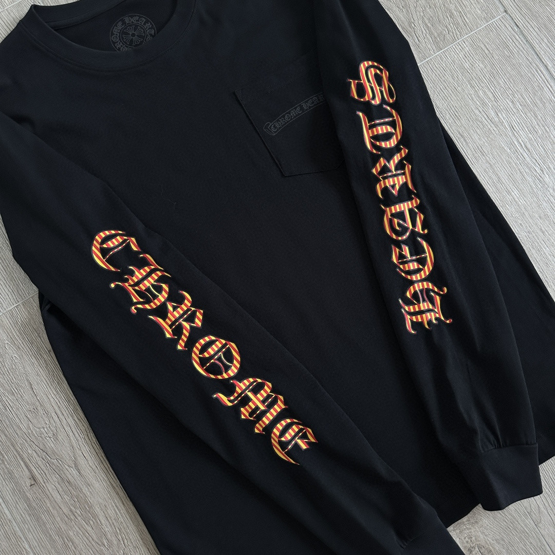 Chrome Hearts 克罗心 CH 宝剑藤蔓条纹撞色梵文圆领长袖T恤 黑橙色