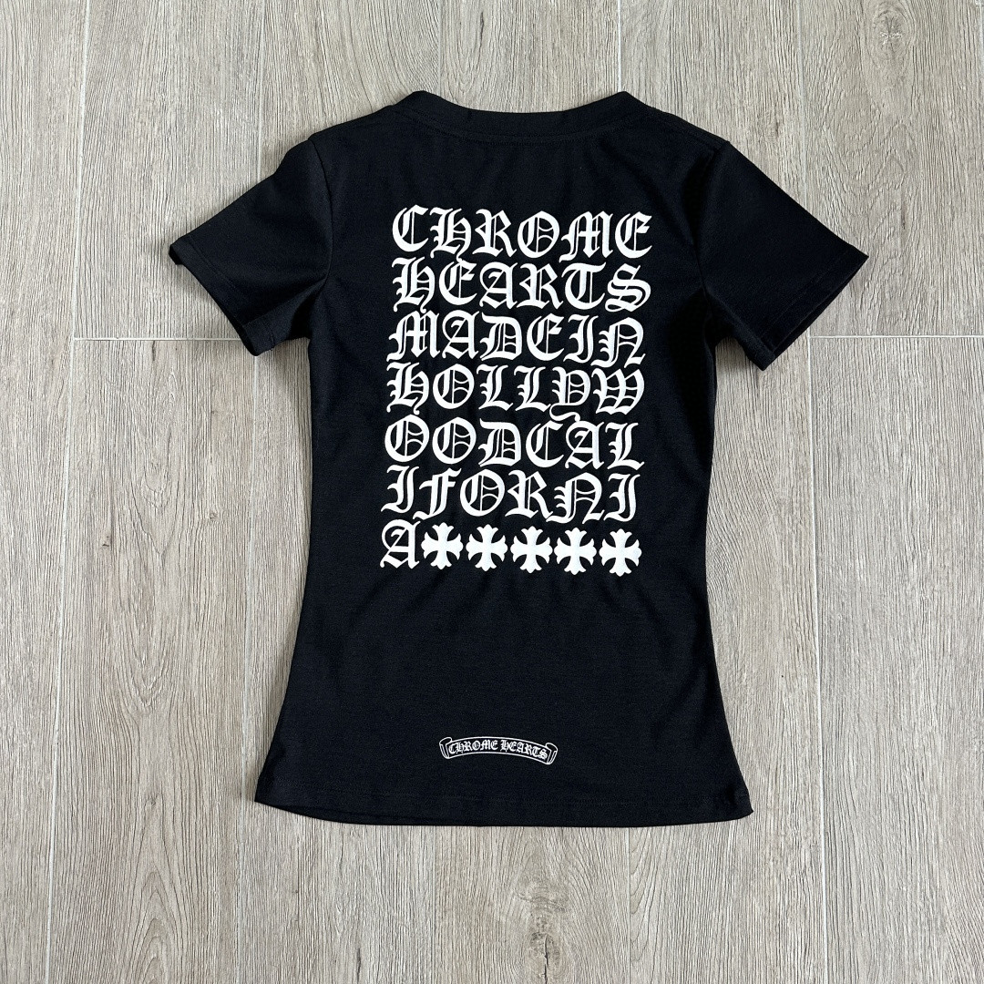 Chrome Hearts CH 克罗心 梵文十字架马蹄印花V领修身 女款 短袖 T恤 黑色 灰色