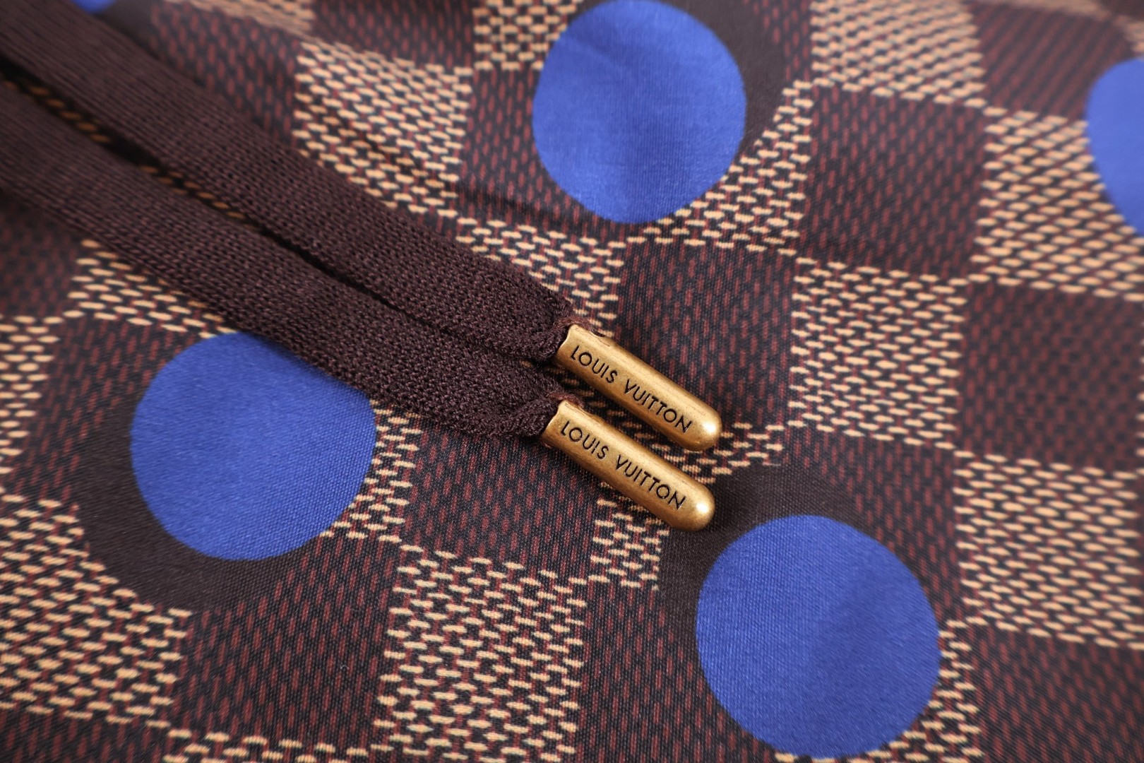 LOUIS VUITTON 路易威登 LV 棋盘格波点桑蚕丝 短裤 休闲裤 裤子 五分裤 棕色 B0 1AK7DB