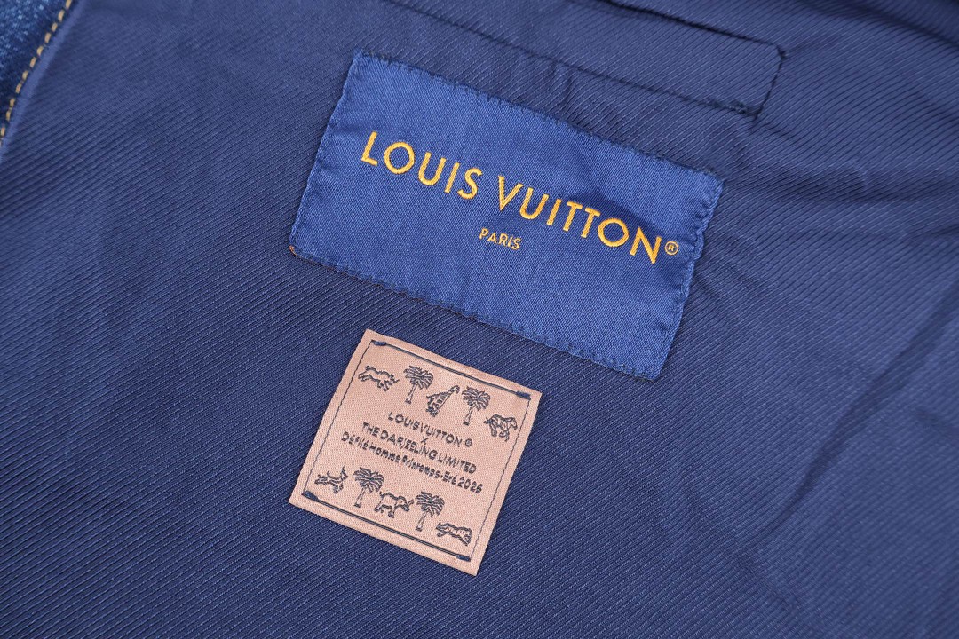 LOUIS VUITTON 路易威登 满福动物植物刺绣牛仔外套 夹克 牛仔衣 长袖 上衣 蓝色 C0 1AJUYJ