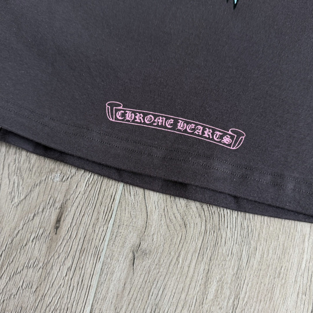 Chrome Hearts CH 克罗心 Deadly doll 联名款插肩袖印花短袖 T恤 女款 灰色