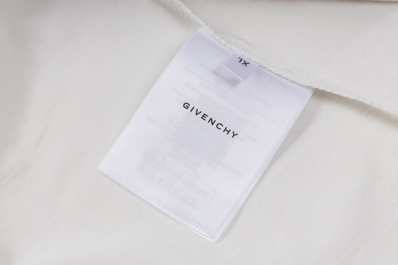 Givenchy 纪梵希 黑白人像印花圆领短袖 T恤 夏款 男女同款 白色 A0 BM71NK3YUB-105