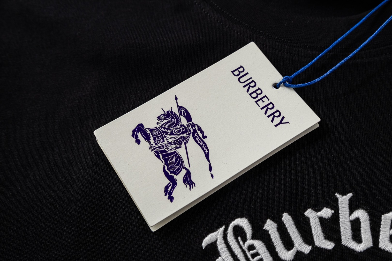 Burberry 巴宝莉 格纹旗帜图案圆领Tee 短袖 T恤 白色 黑色 A0 81281971