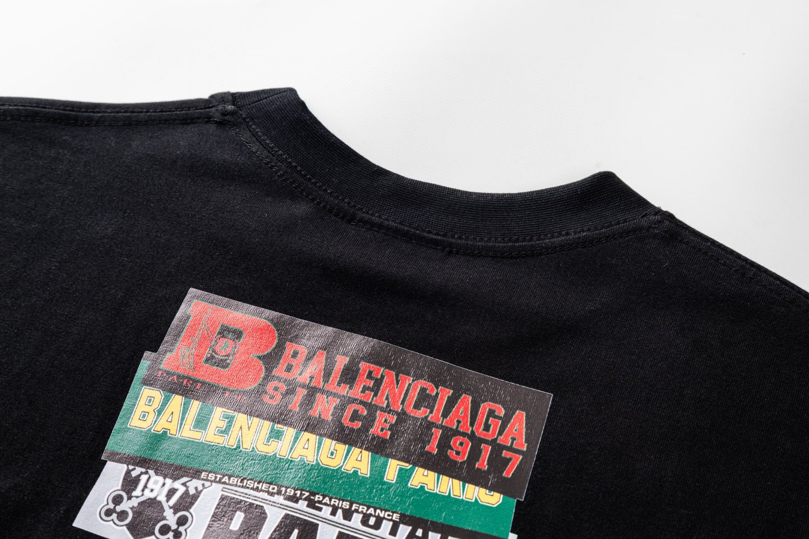 Balenciaga 巴黎世家 重工叠胶贴标圆领短袖 T恤 夏季 白色 黑色 A0 