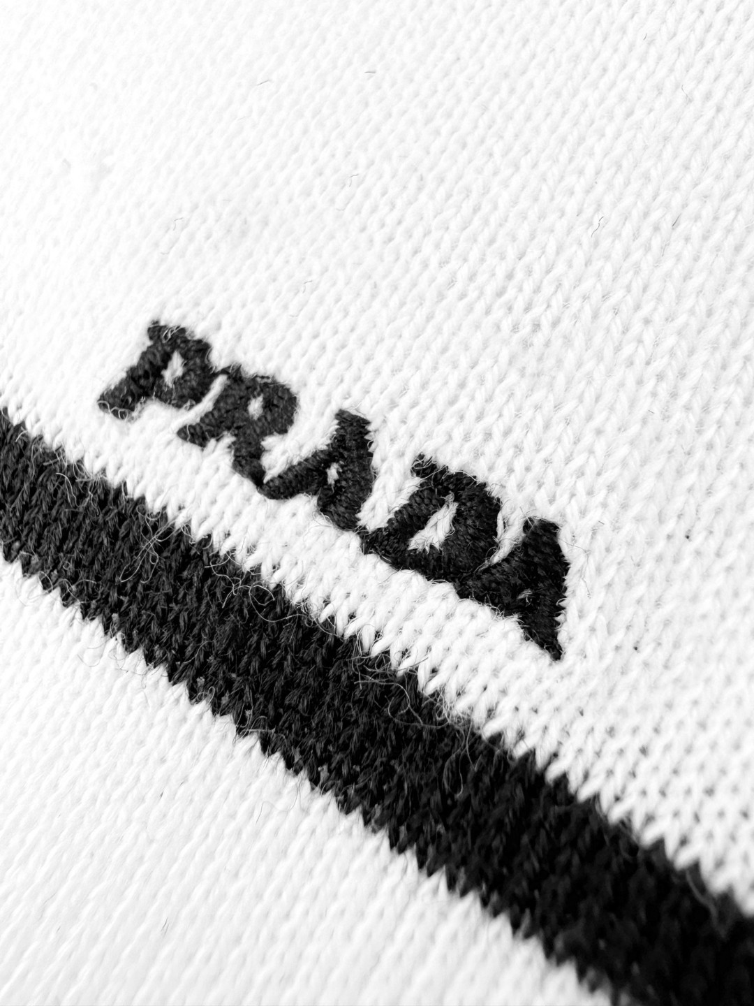 PRADA 普拉达 徽标条纹针织Polo衫 短袖 夏季 白色 蓝色 B0 UMF327-194E-F0UB0-S-OOO