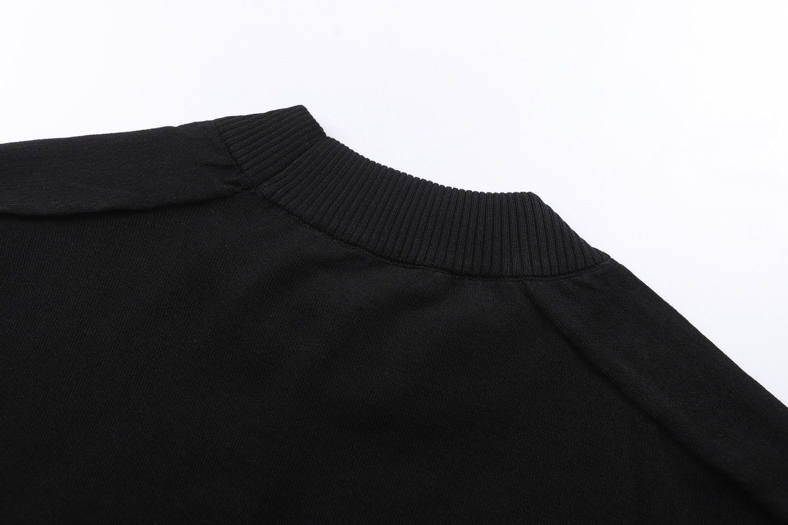 Acne Studios 徽标短袖针织衫毛衣 T恤 黑色 B0