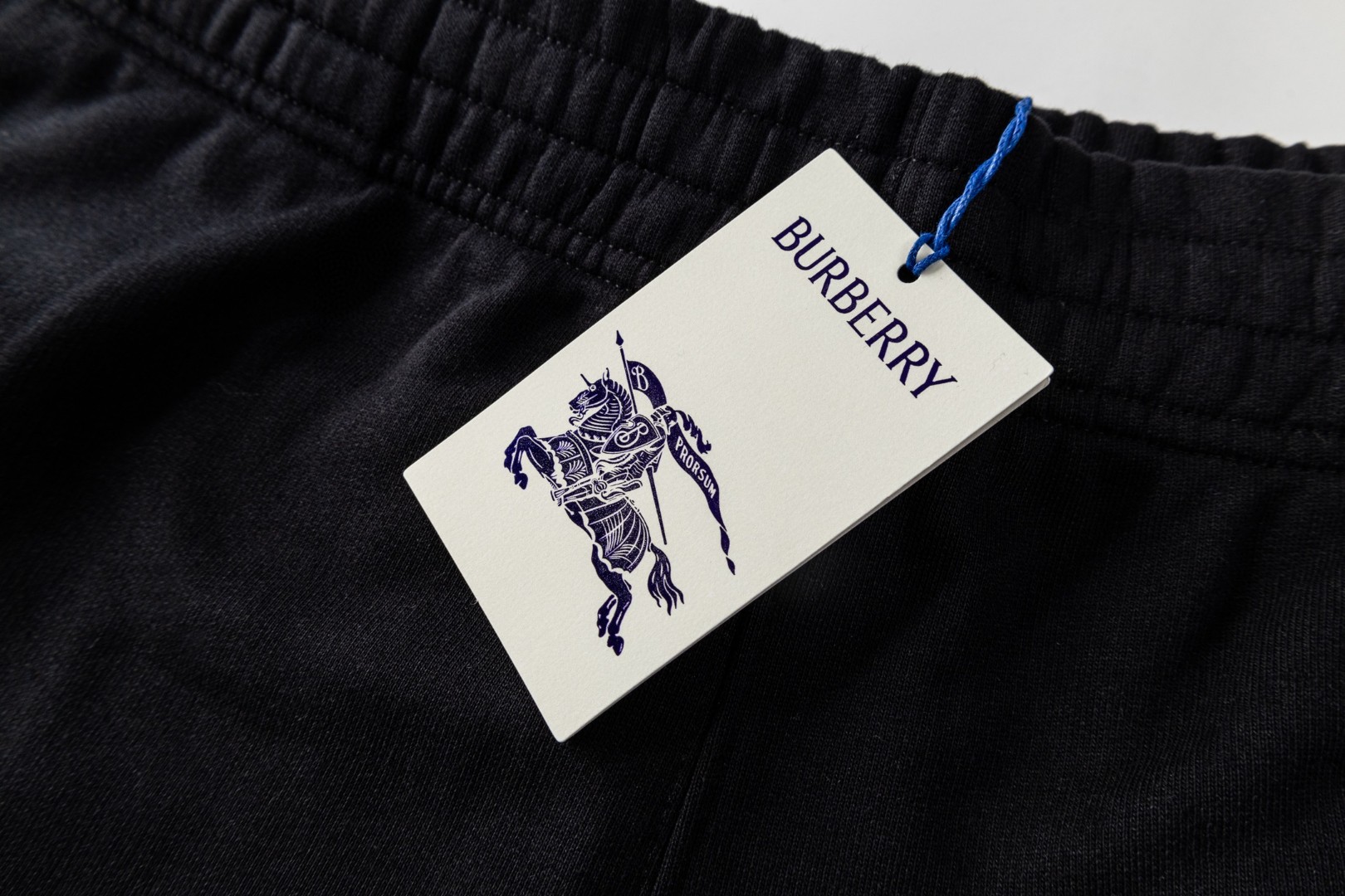 Burberry 巴宝莉 格纹旗帜刺绣短裤 裤子 休闲裤 五分裤 黑色 A7 81301081