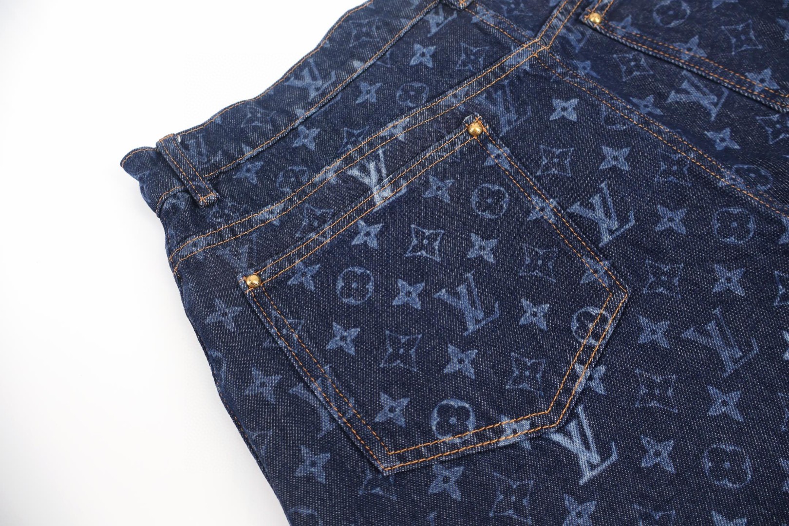 LOUIS VUITTON 路易威登 LV 满幅烧花渐变丹宁牛仔裤短裤 休闲裤 裤子 五分裤 蓝色 B5 1AK6R2