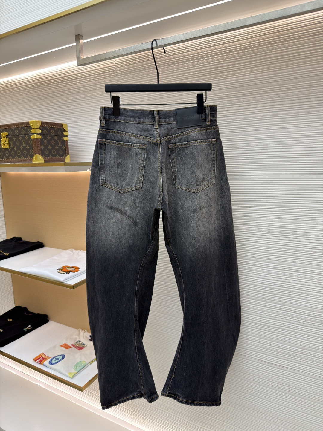 Acne Studios 泼墨做旧弯刀阔腿牛仔裤 长裤 裤子 黑灰色 B5 B00426-900