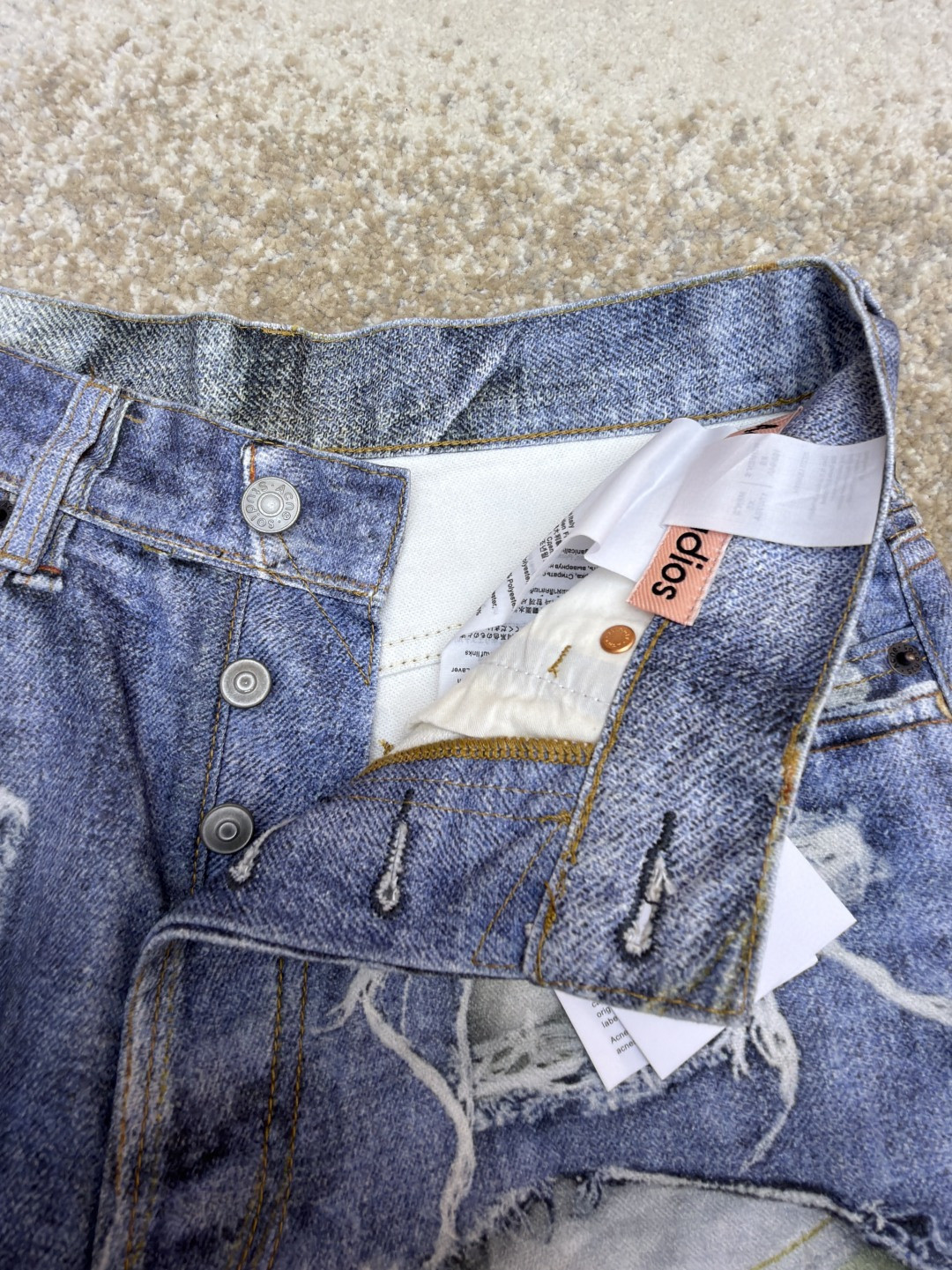 Acne Studios 仲夏胶囊系列 玫瑰花卉错视印花牛仔短裤 牛仔裤 裤子 七分裤 蓝色 B0 CE0077-AFY