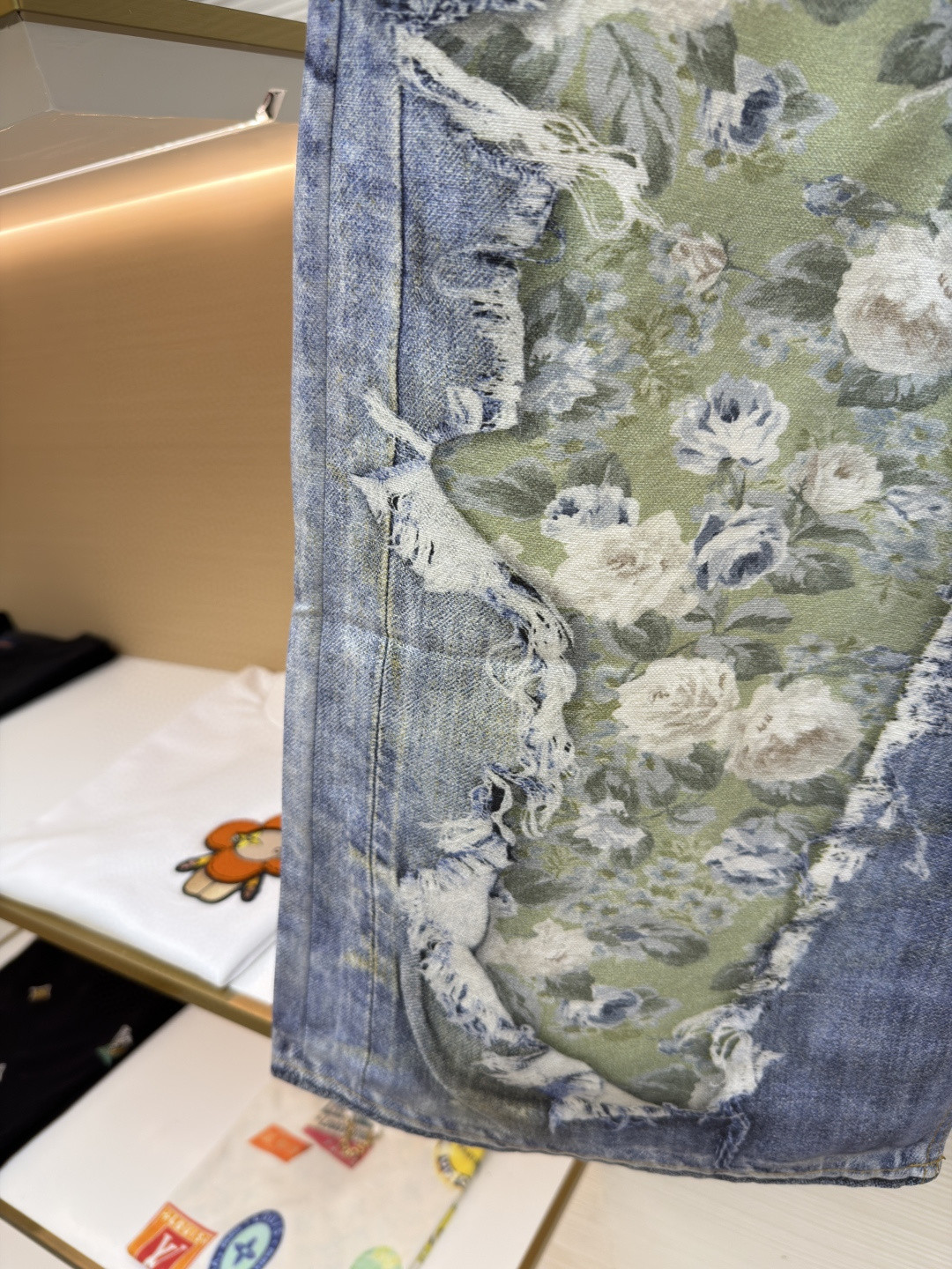 Acne Studios 仲夏胶囊系列 玫瑰花卉错视印花牛仔短裤 牛仔裤 裤子 七分裤 蓝色 B0 CE0077-AFY