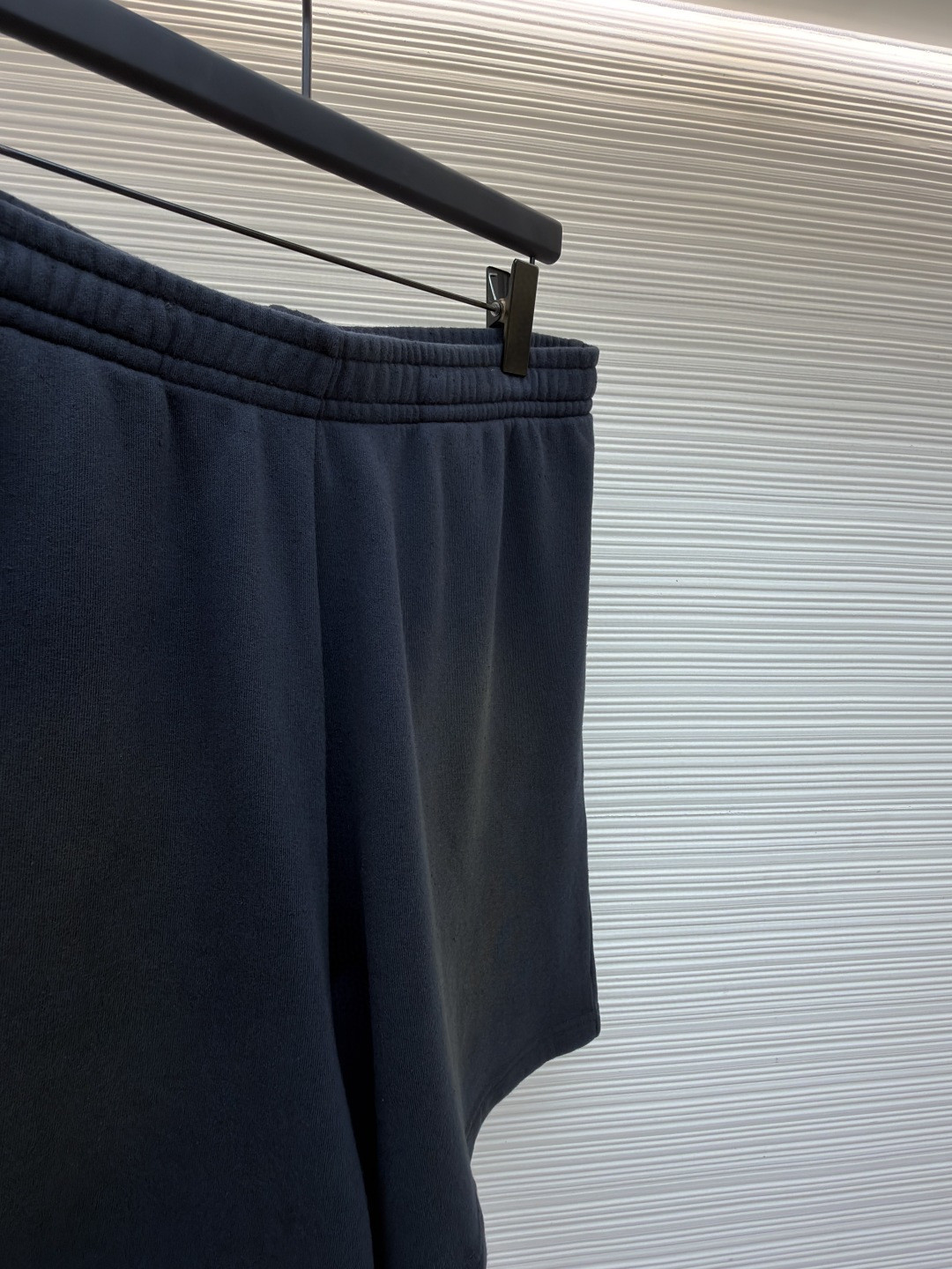 Acne Studios 喷绘复古抓绒松紧腰运动裤 短裤 休闲裤 裤子 黑色 B0 CE0094-BM0