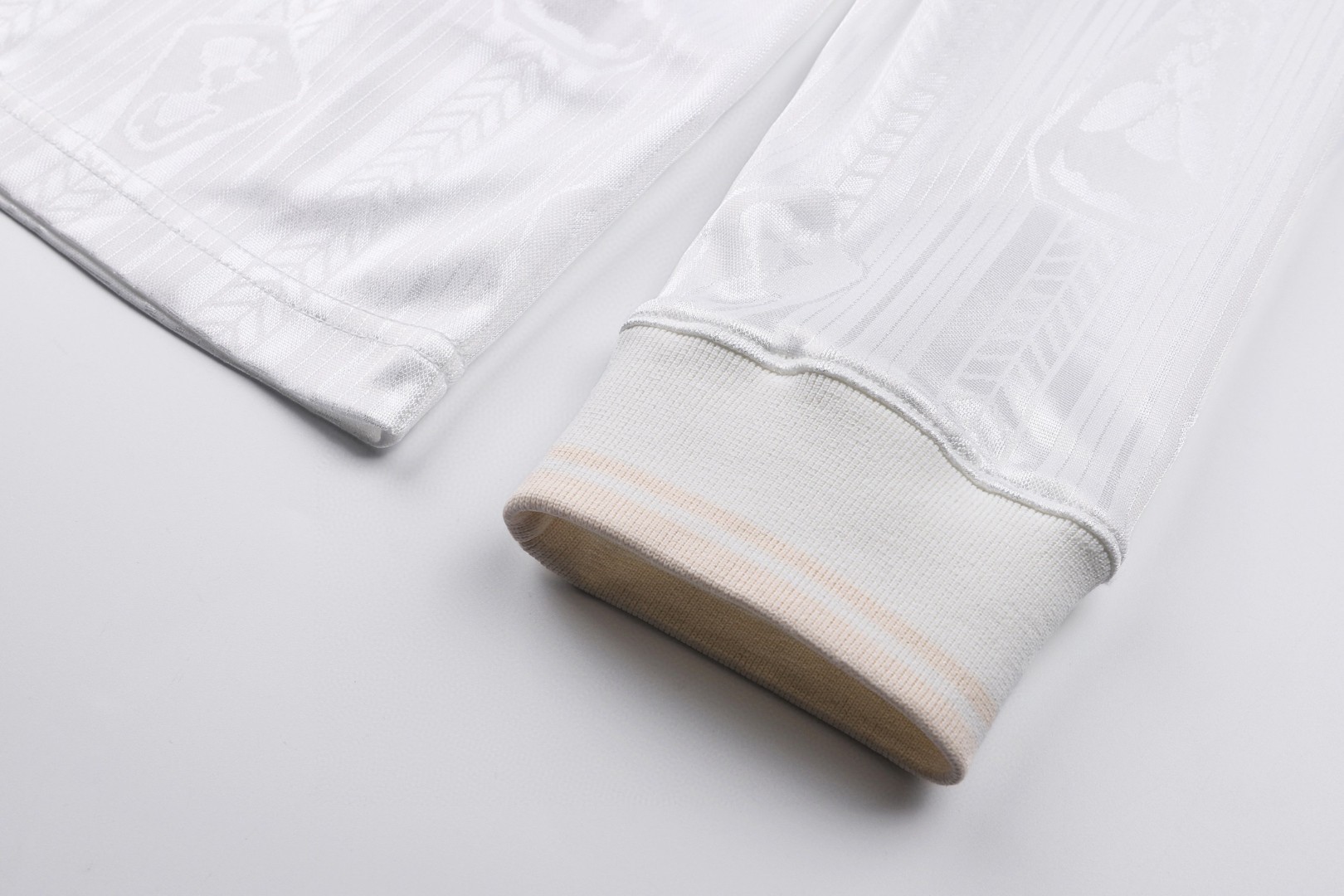 Acne Studios 足球服提花面料徽标长袖T恤 白色 B0 BL0437-100
