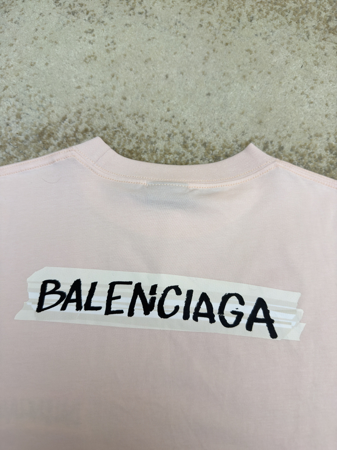 Balenciaga 巴黎世家 白底胶带印花圆领短袖 T恤 圆领 夏季 粉色 A0