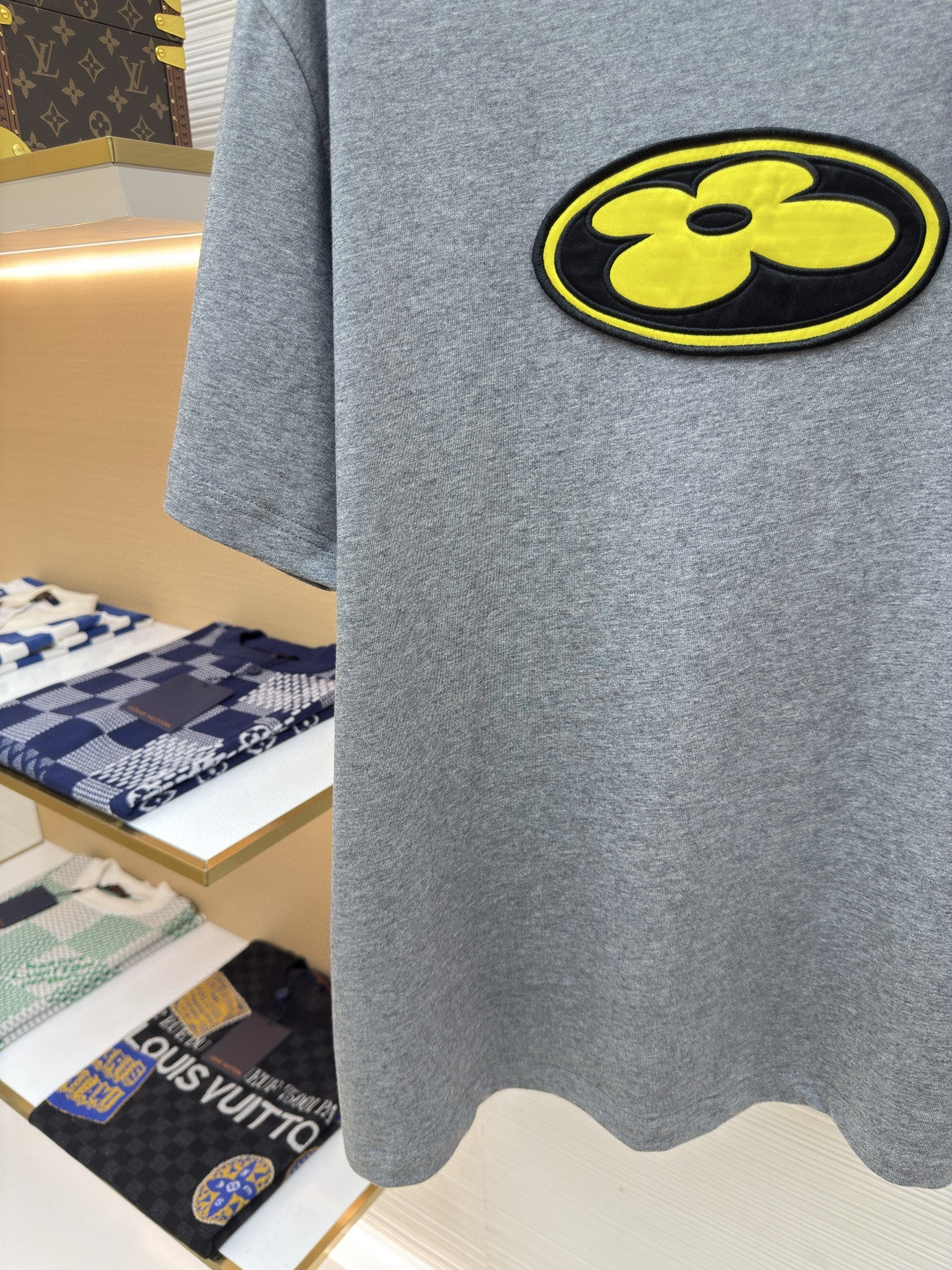 LOUIS VUITTON 路易威登 LV Nigo 联名款 贴布章仔刺绣 T恤 短袖 灰色 A5 1AIMMD