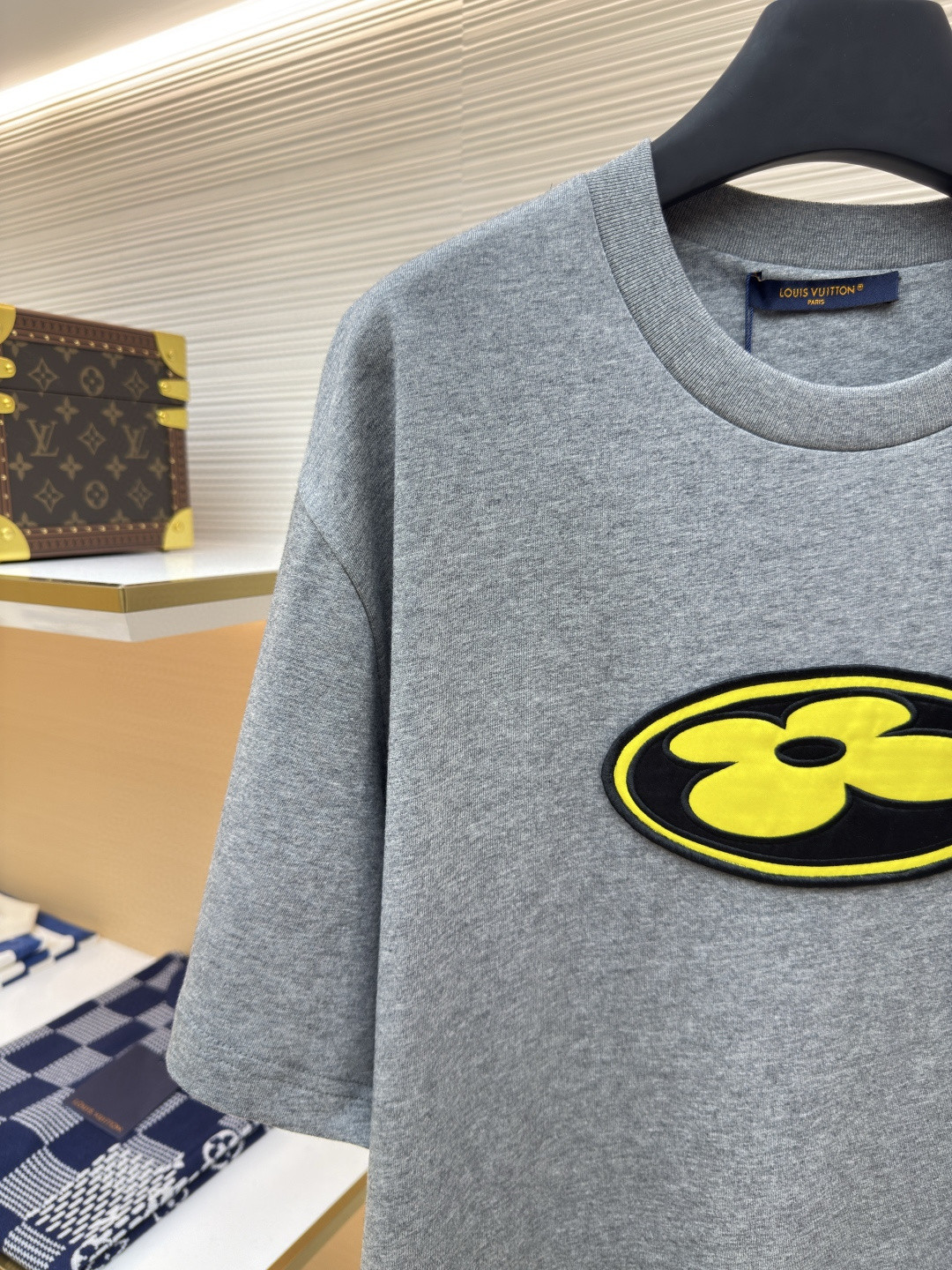 LOUIS VUITTON 路易威登 LV Nigo 联名款 贴布章仔刺绣 T恤 短袖 灰色 A5 1AIMMD