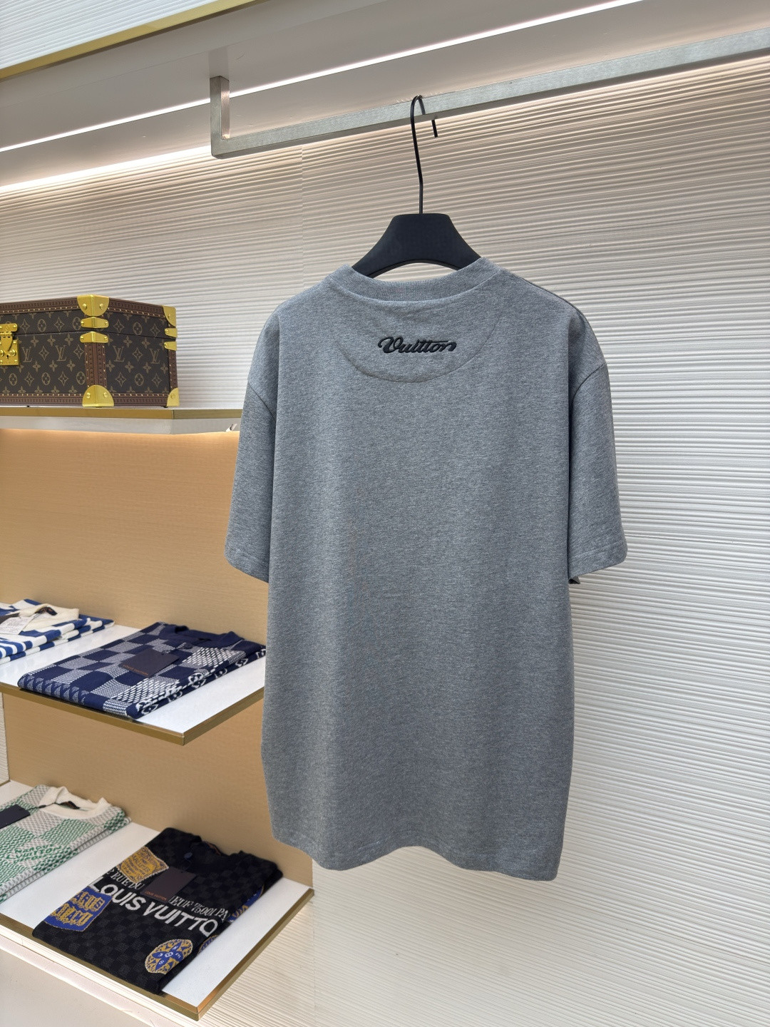 LOUIS VUITTON 路易威登 LV Nigo 联名款 贴布章仔刺绣 T恤 短袖 灰色 A5 1AIMMD