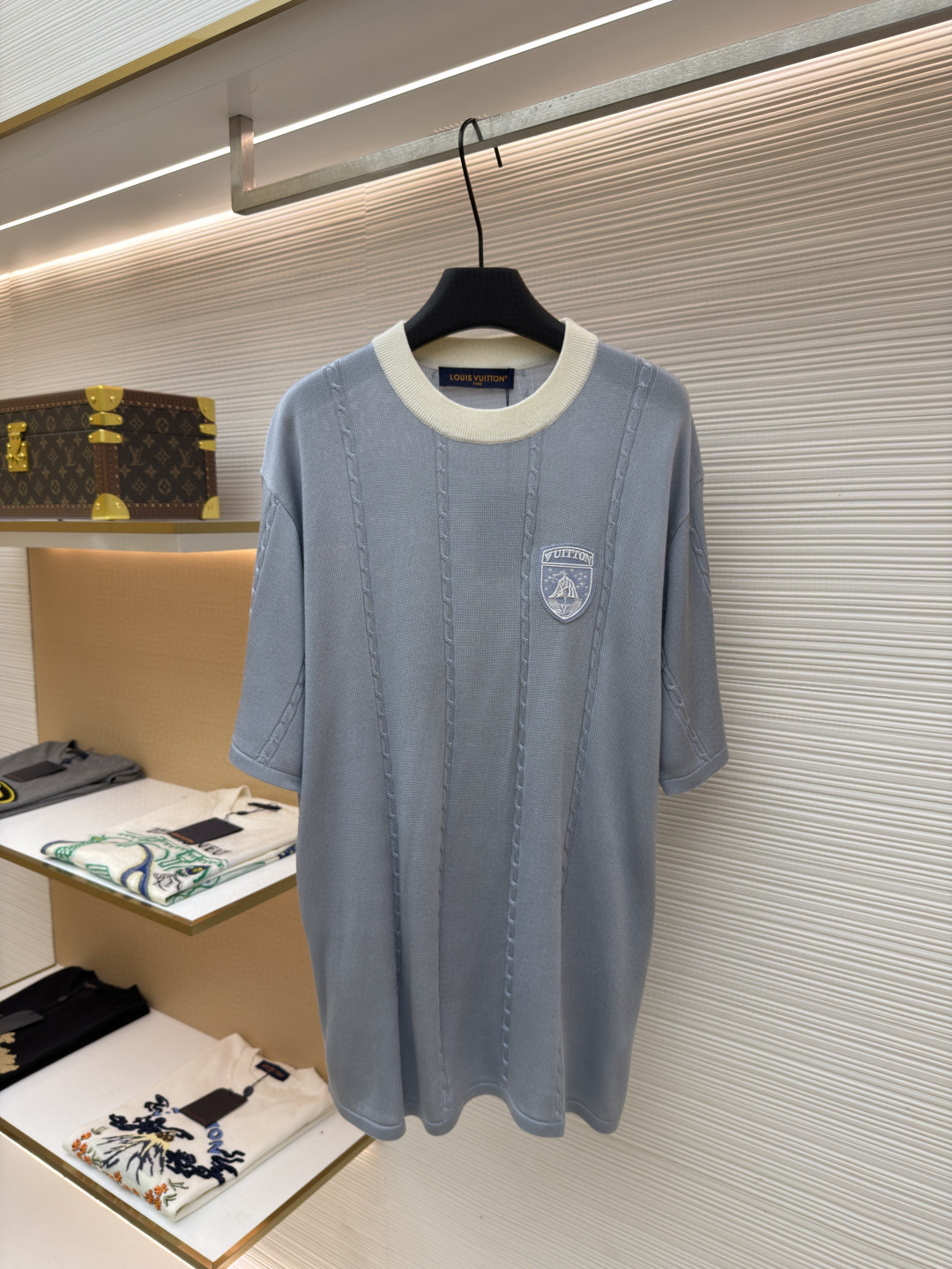 LOUIS VUITTON 路易威登 LV 徽章刺绣针织衫 短袖 T恤 夏款 蓝色 B0 1AIJYJ