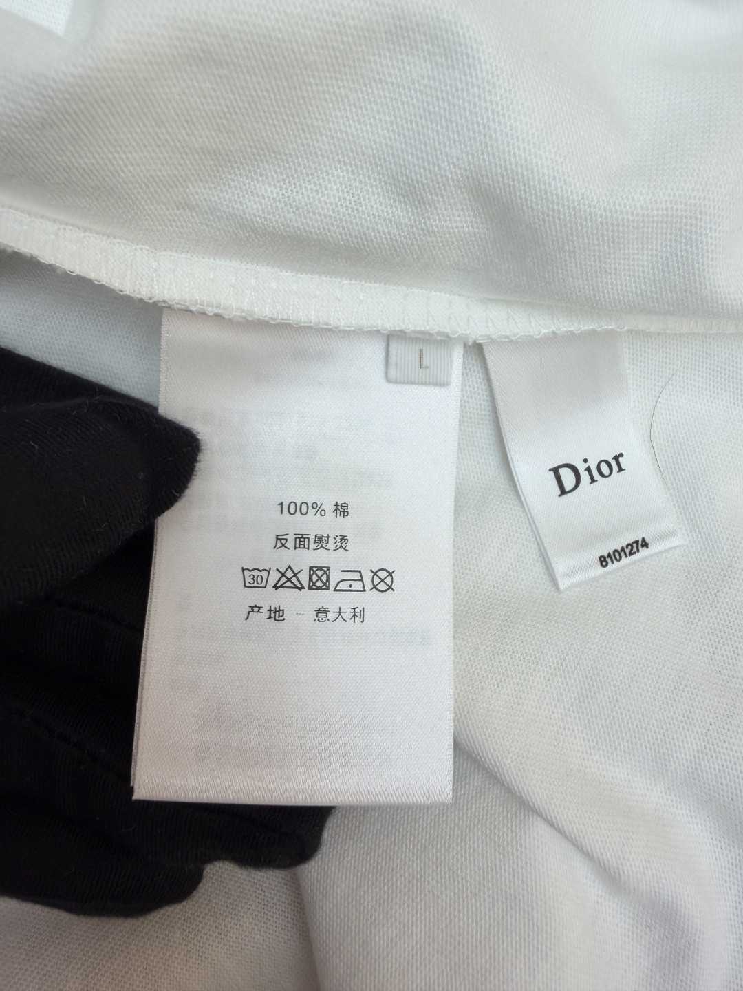 DIOR 迪奥 徽章刺绣圆领短袖 女款 白色 A0 643T13A4781-X0850