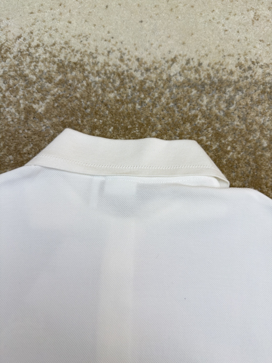 DIOR 迪奥 徽章刺绣Polo衫 短袖 女款 白色 绿色 粉色 A0 623T16A4C95-X0150