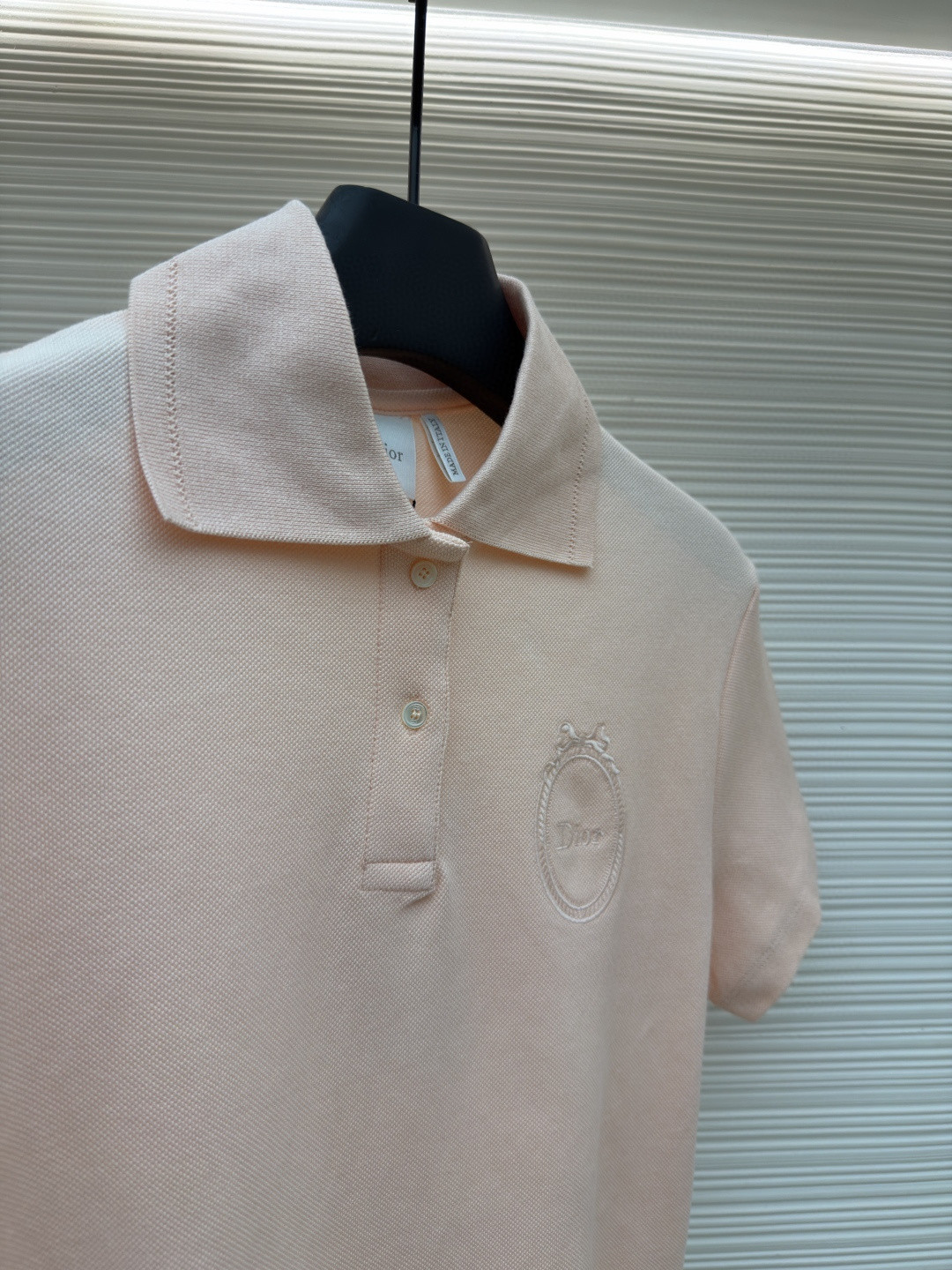 DIOR 迪奥 徽章刺绣Polo衫 短袖 女款 白色 绿色 粉色 A0 623T16A4C95-X0150