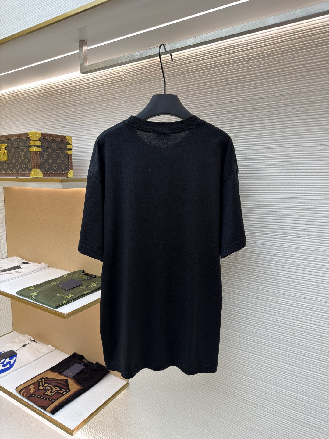 DIOR 迪奥 做旧字母标识印花圆领短袖 T恤 夏季 白色 黑色 A0 593J696X0677-C085